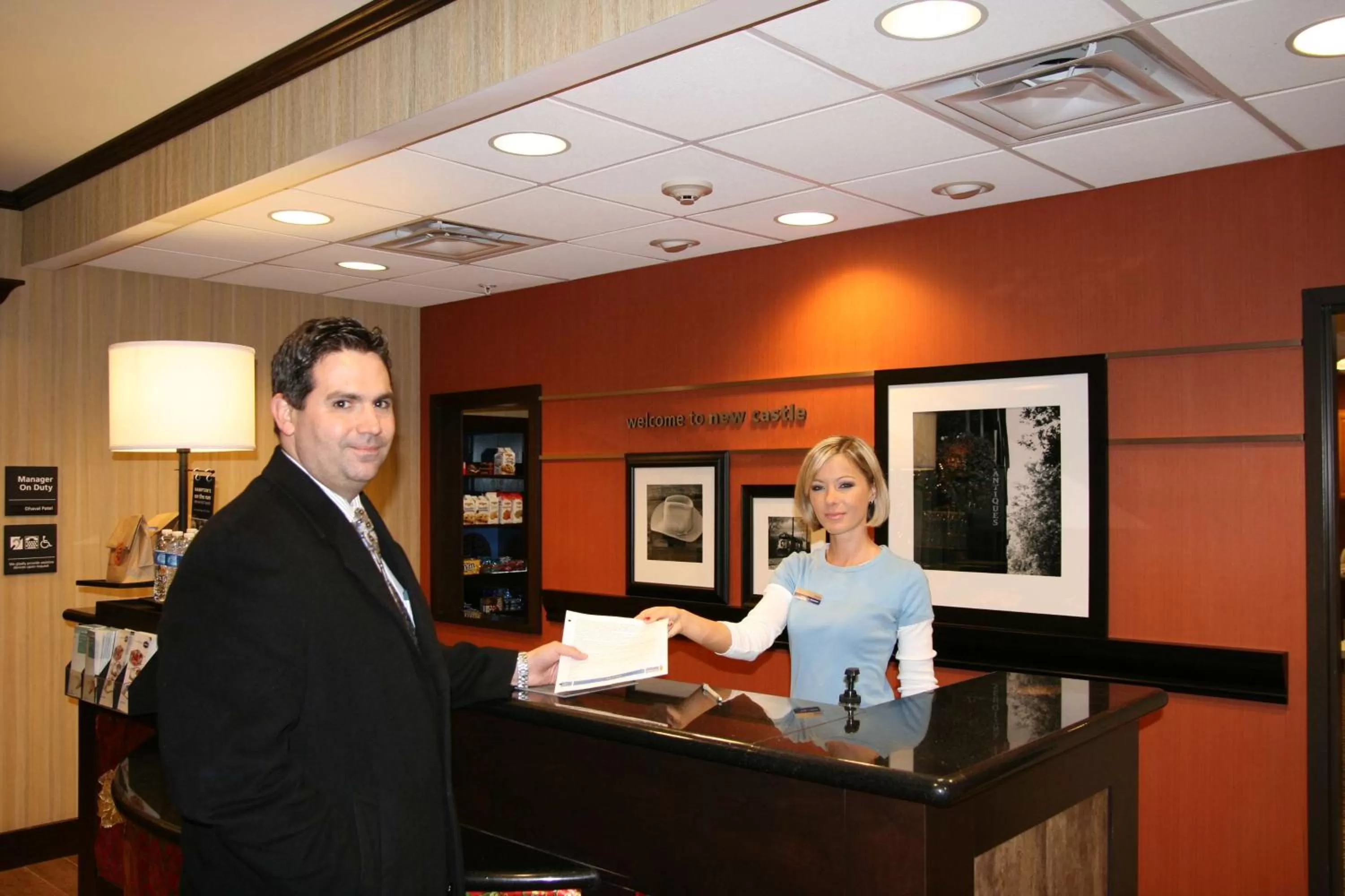 Lobby or reception in Hampton Inn & Suites New Castle, PA
