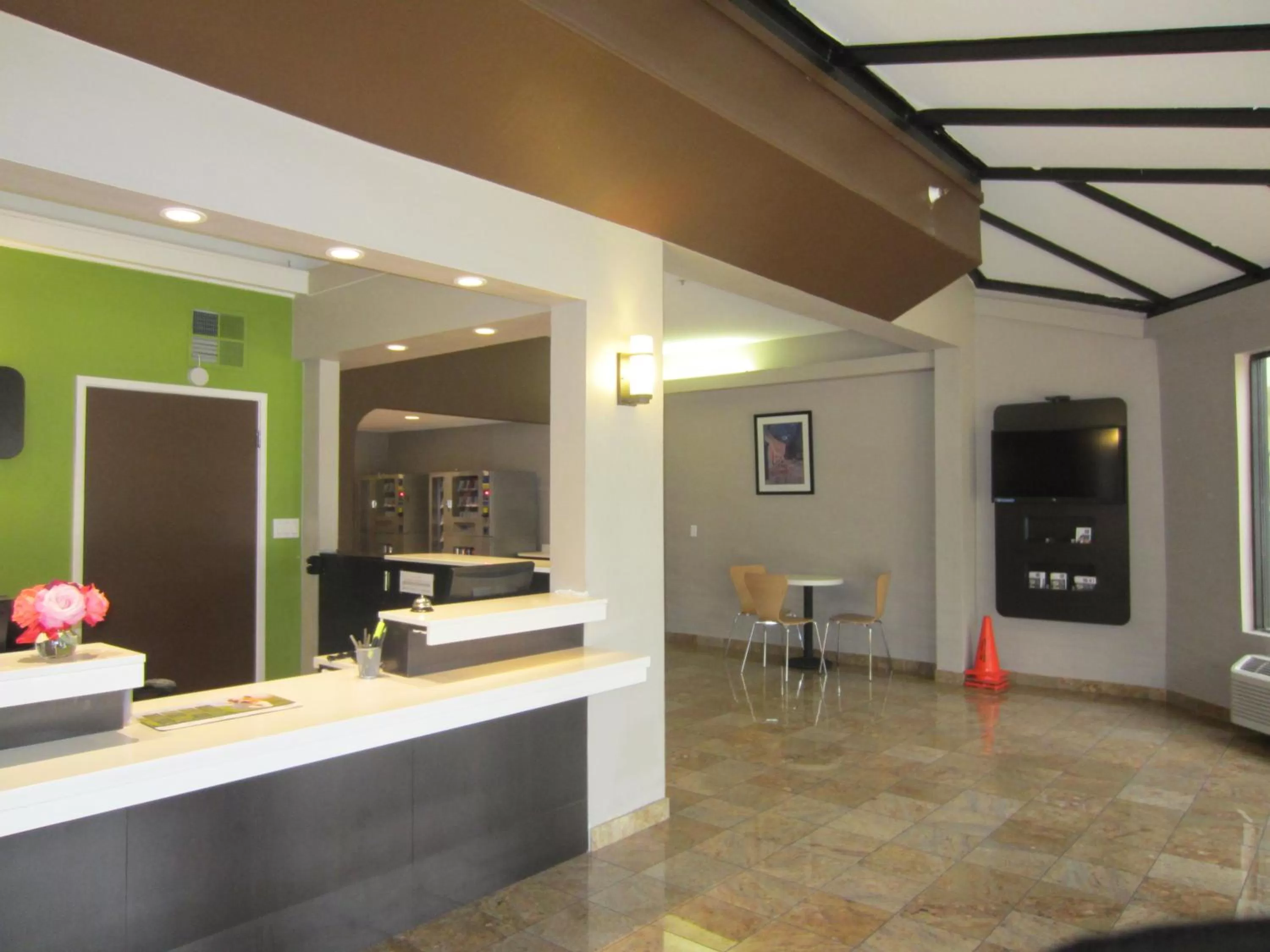 Lobby or reception in Studio 6-Concord, CA