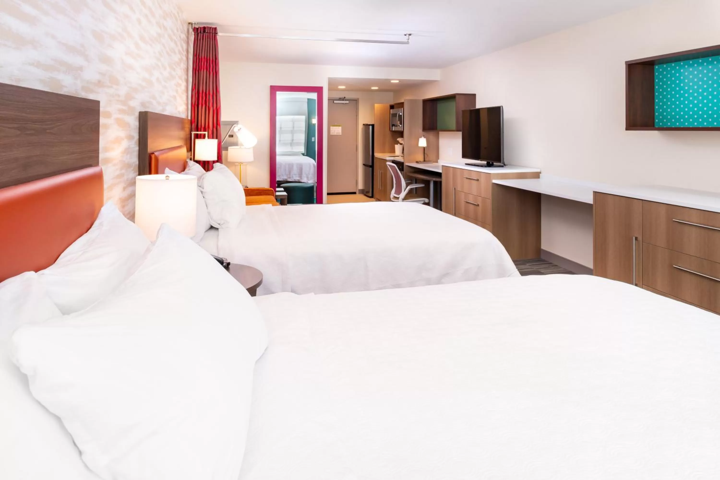 Photo of the whole room, Bed in Home2 Suites By Hilton Columbus/West, OH