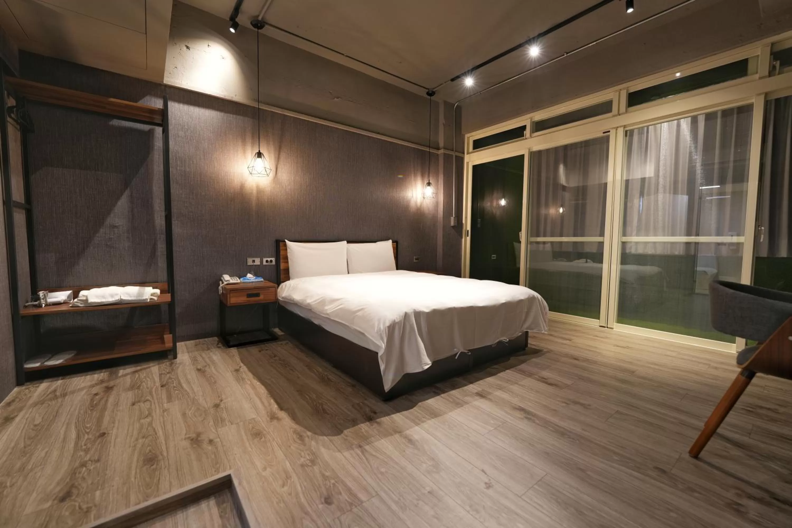 Bedroom, Bed in Puremeworld Hotel