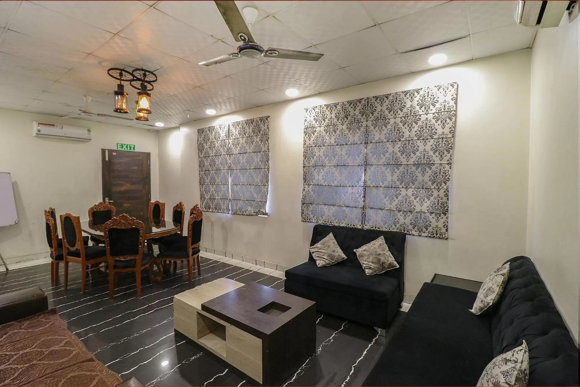 Seating Area in FabHotel Heaven Agya Ludhiana