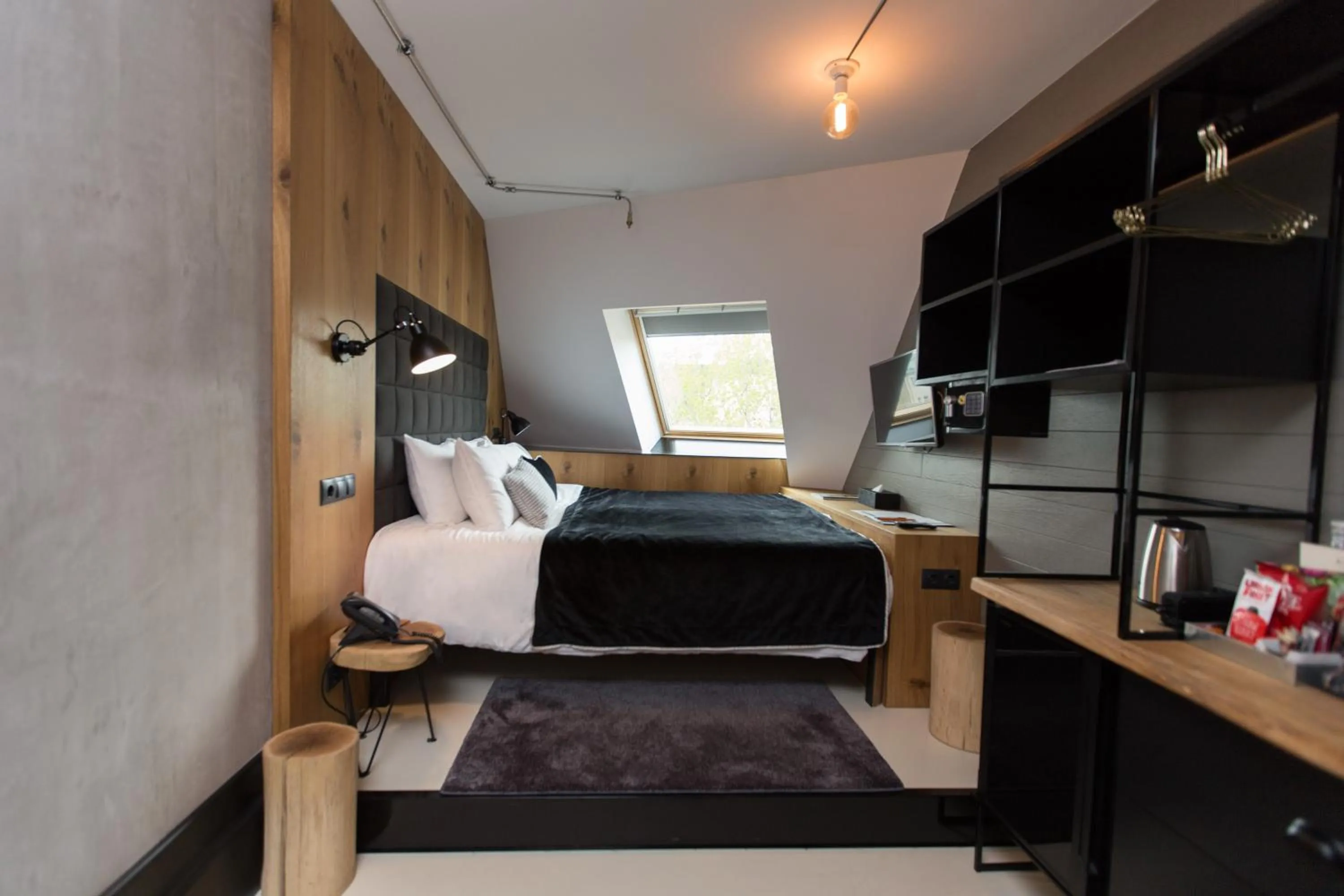 Photo of the whole room, Bed in Hotel Rum Budapest