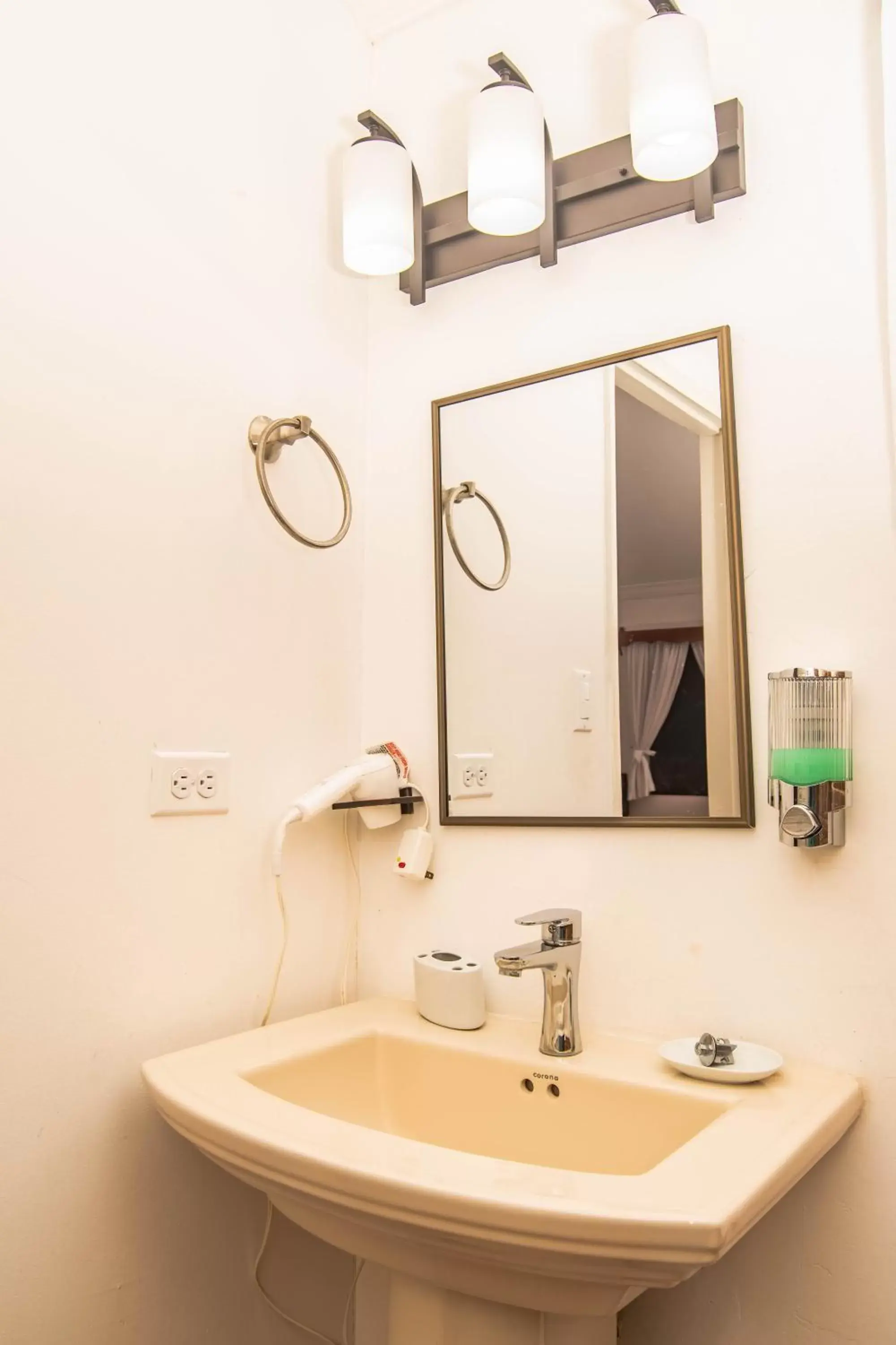 Standard Room Two Beds in Harbour View Boutique Hotel & Wellness Retreat Standard Room Two Beds in Harbour View Boutique Hotel & Wellness Retreat