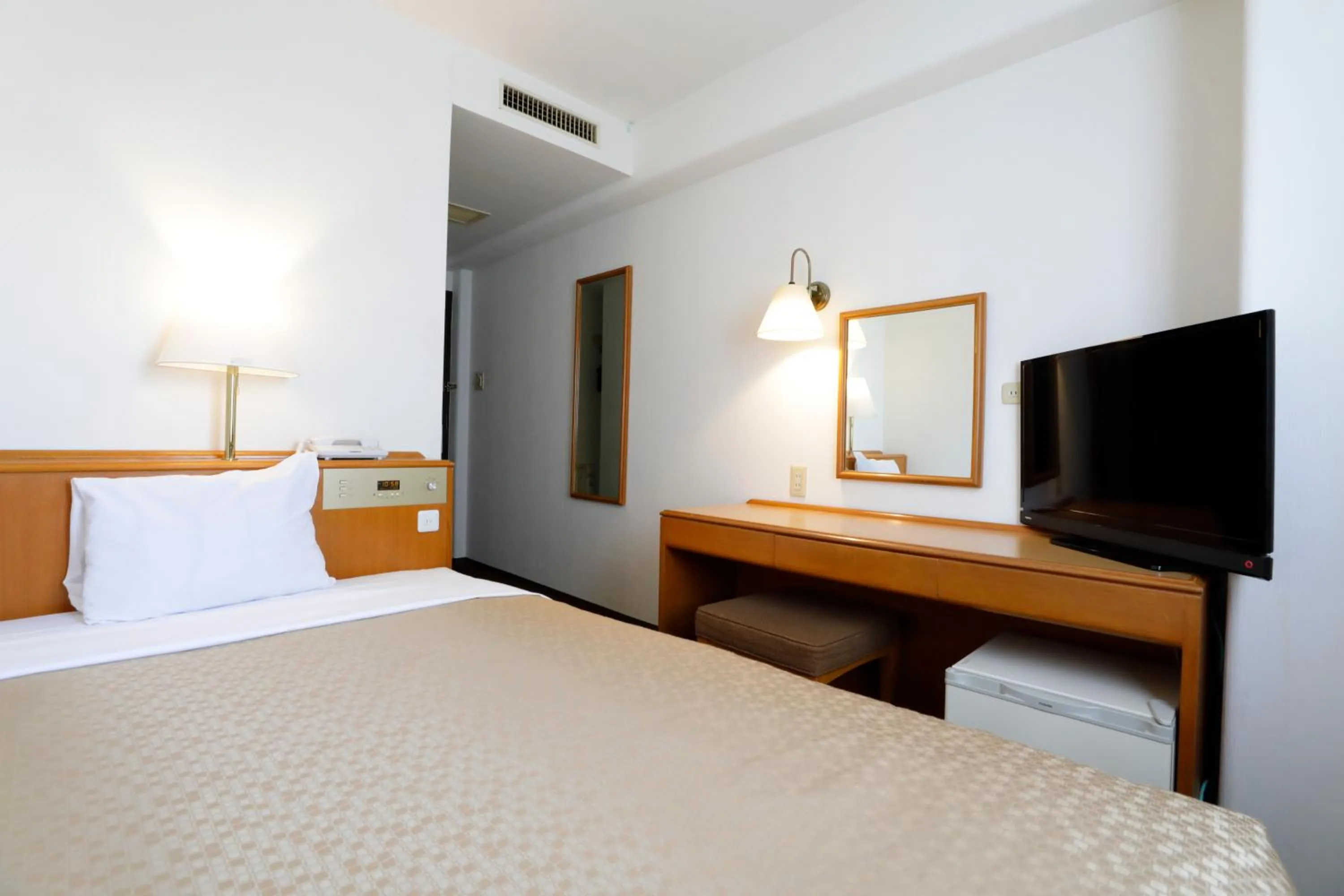 Bed in Kawasaki Central Hotel