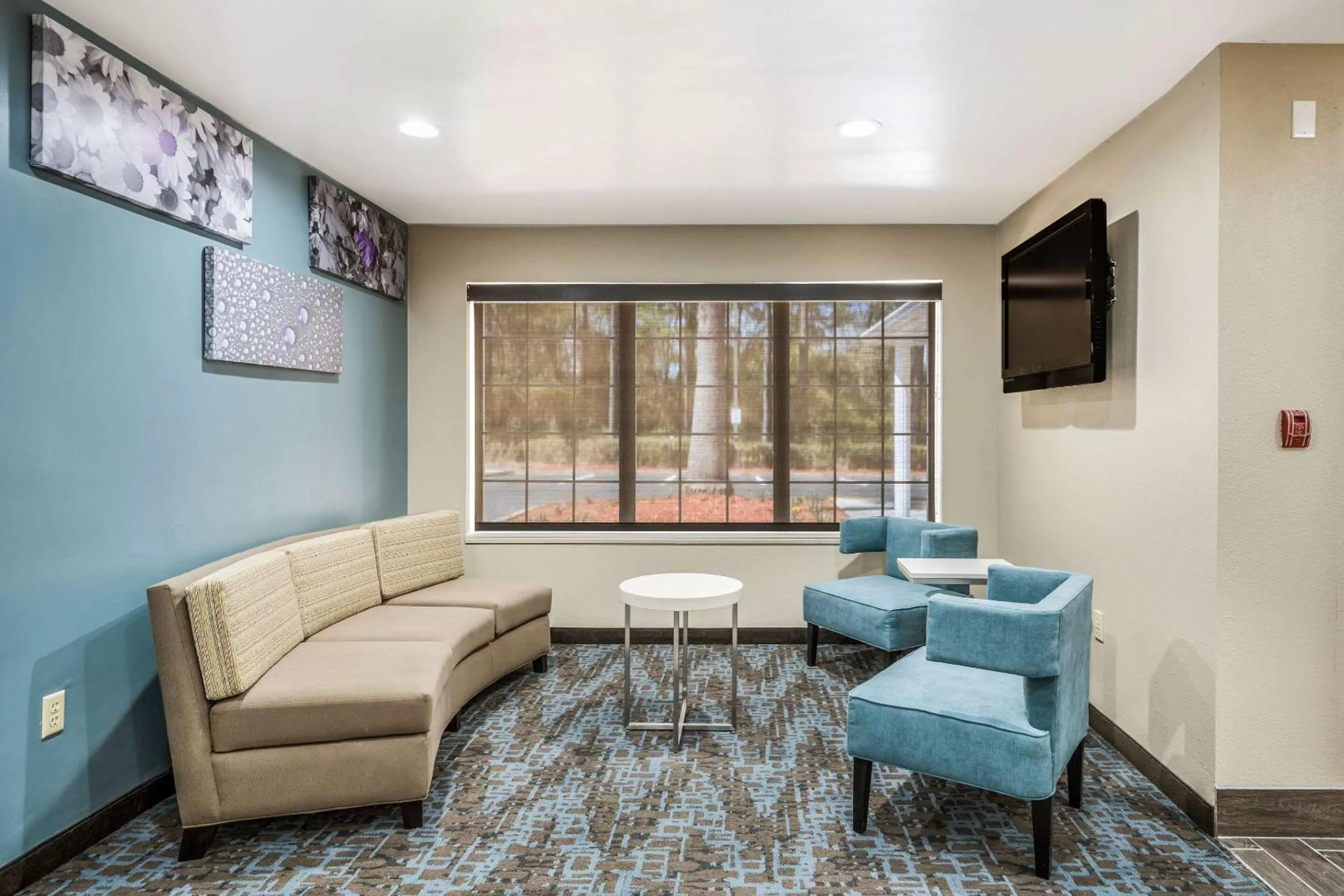 Lobby or reception in Sleep Inn & Suites Tallahassee-Capitol