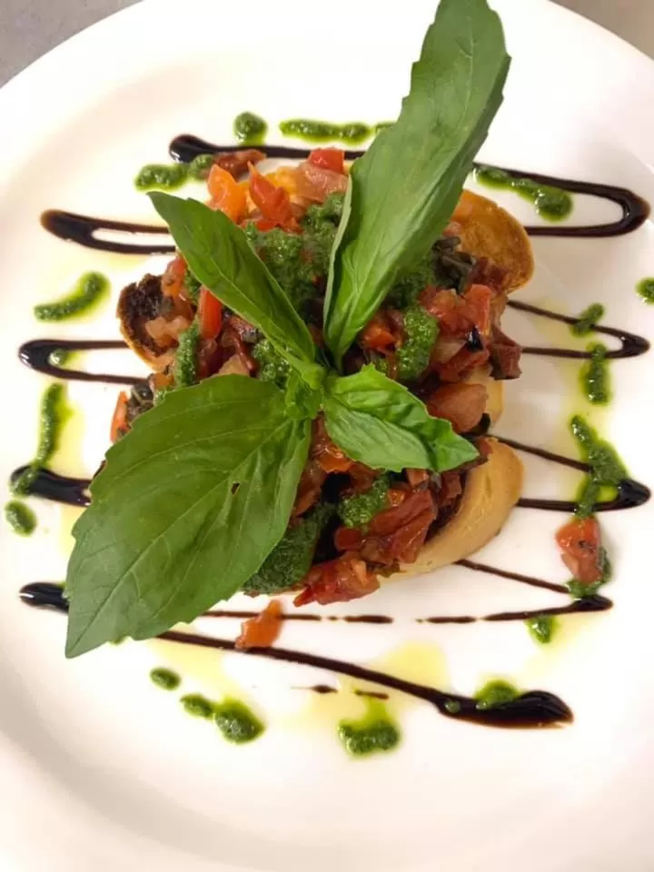 Food and drinks in Beach Green Hotel