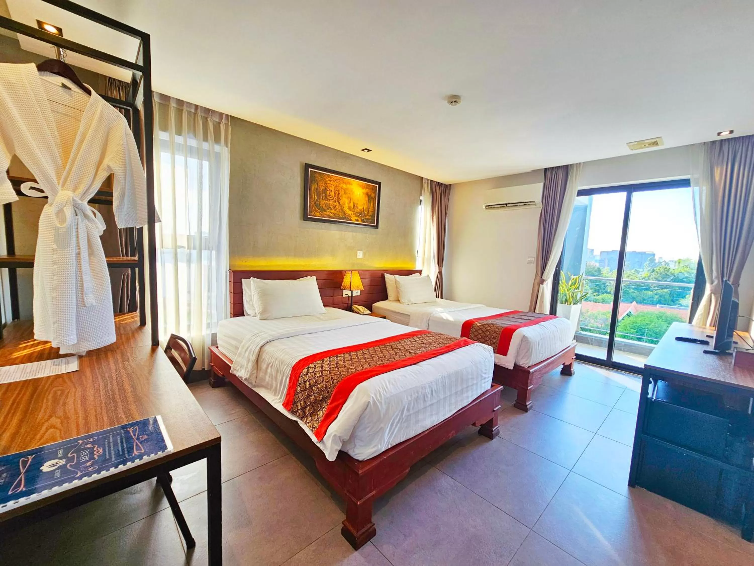 Bedroom, Bed in Le Botum Hotel