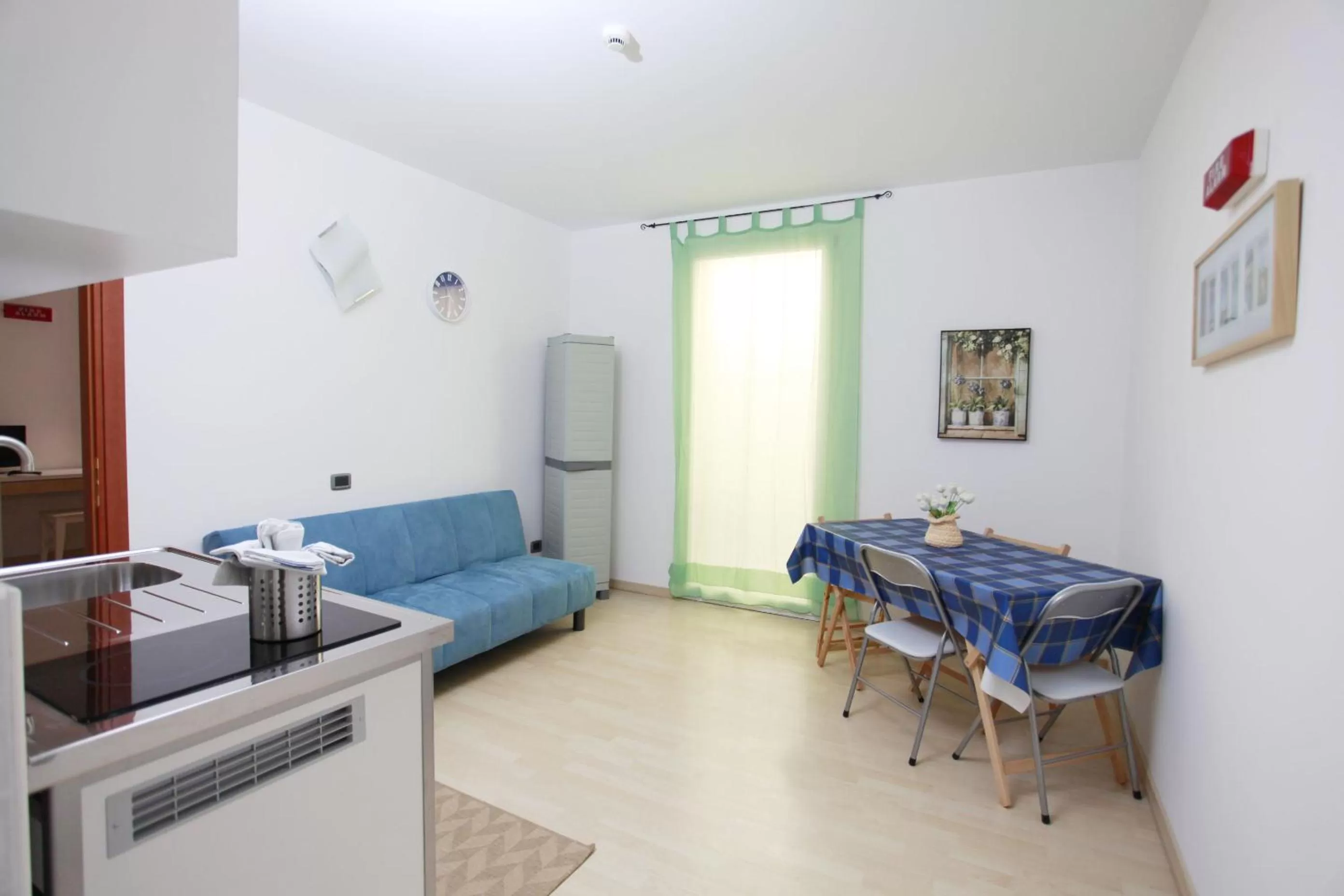 Day in Apartment Lake Maggiore - ITALIA