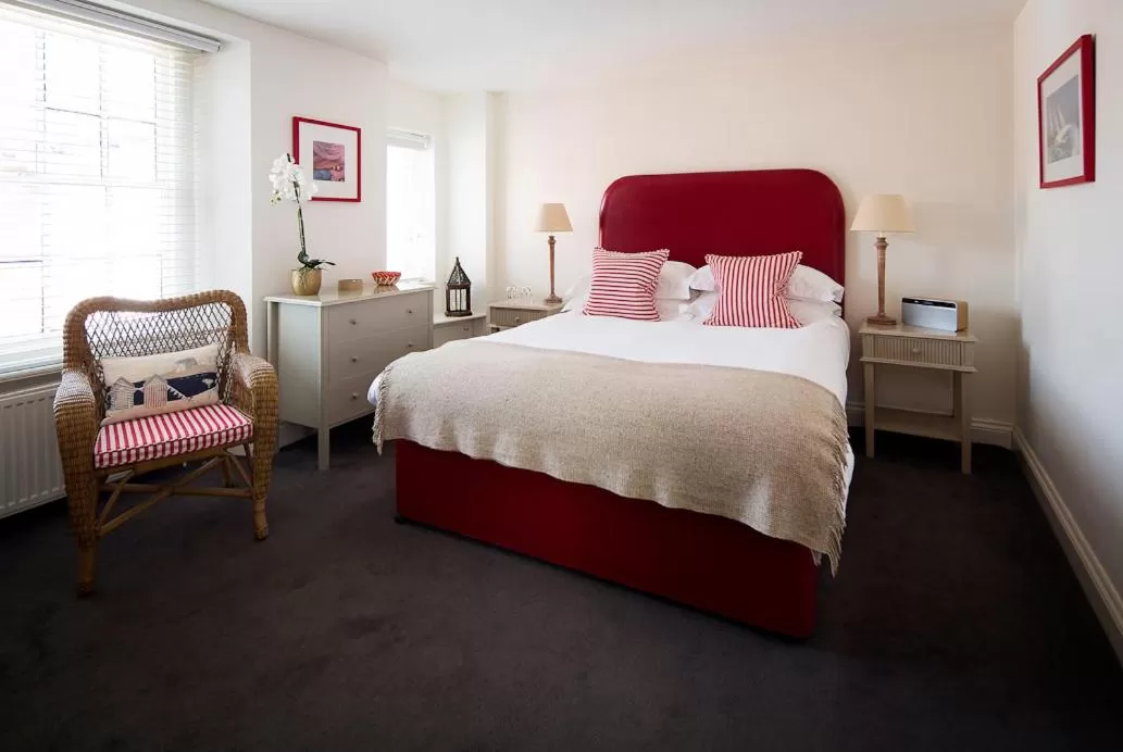 Bed in Cary Arms & Spa