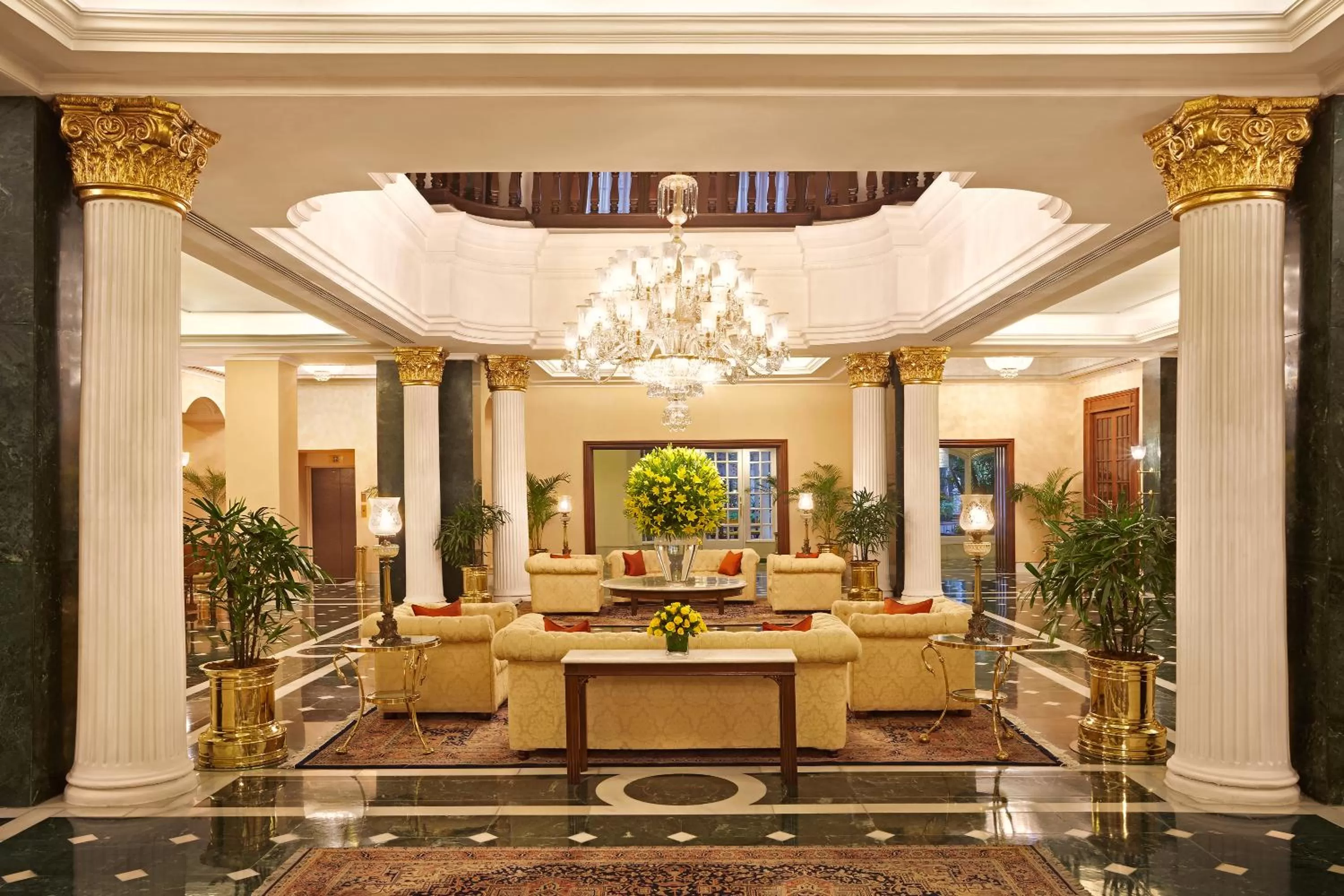 Lobby or reception in The Oberoi Grand Kolkata