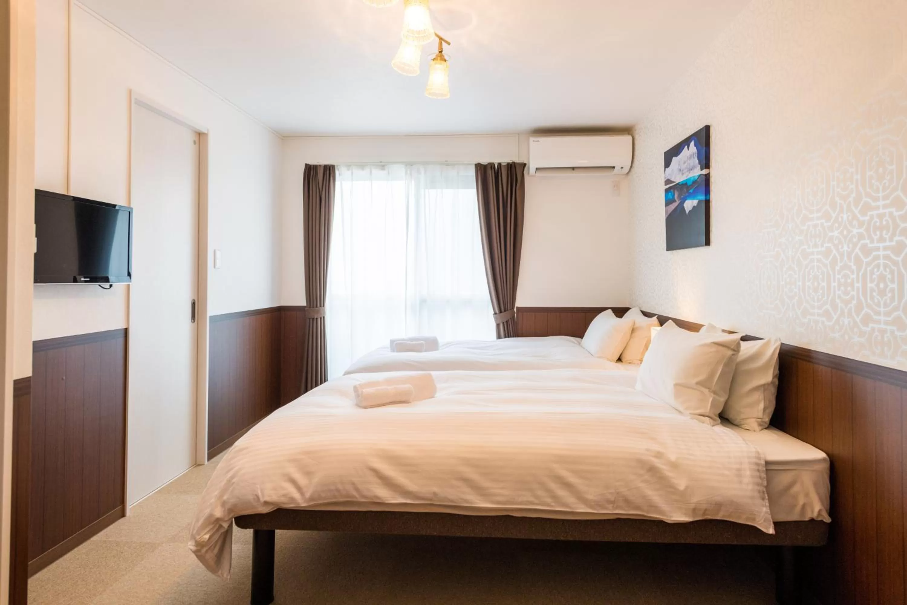 bunk bed, Bed in Floral Green Maple House