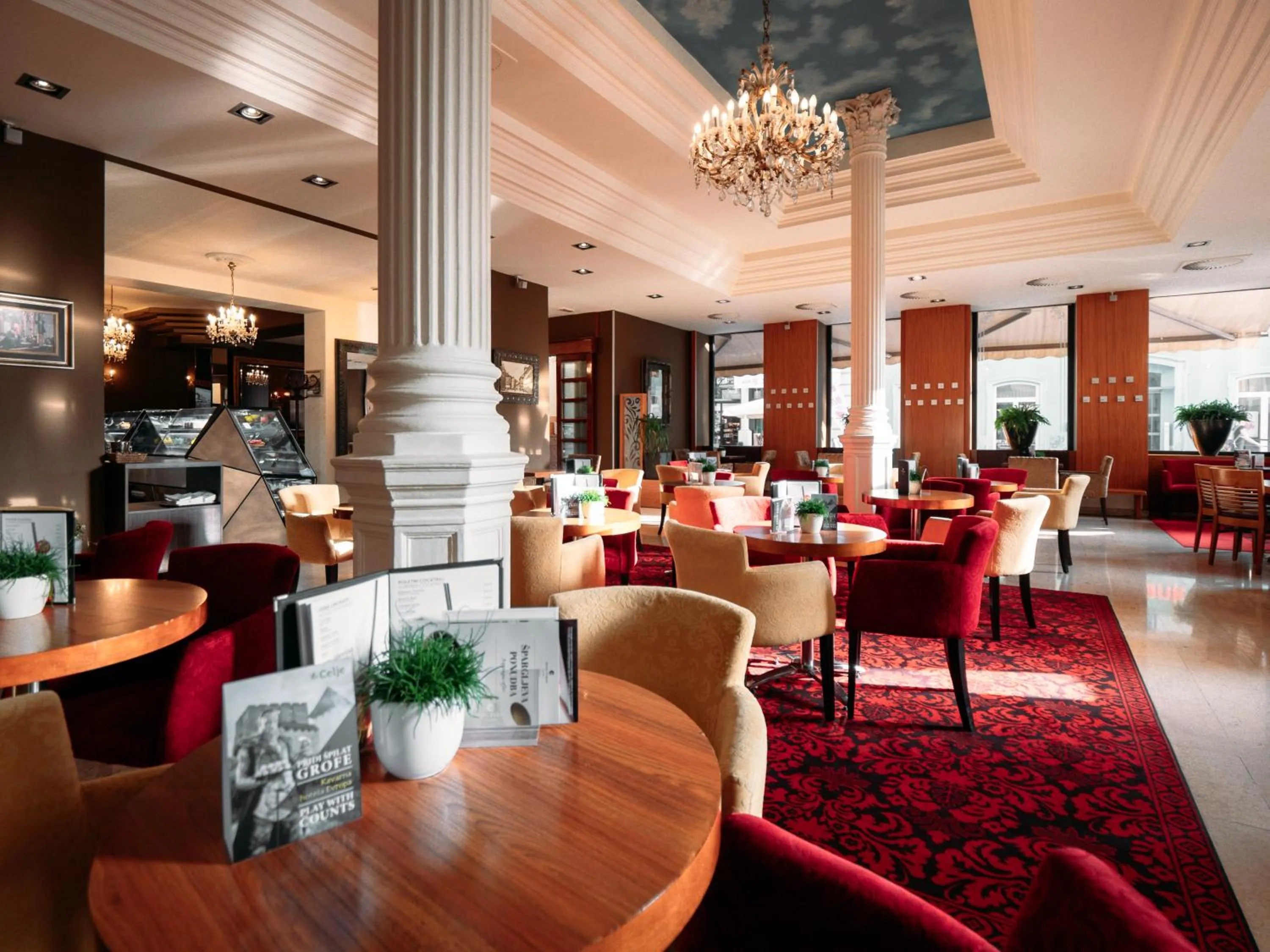 Restaurant/places to eat in Hotel Evropa