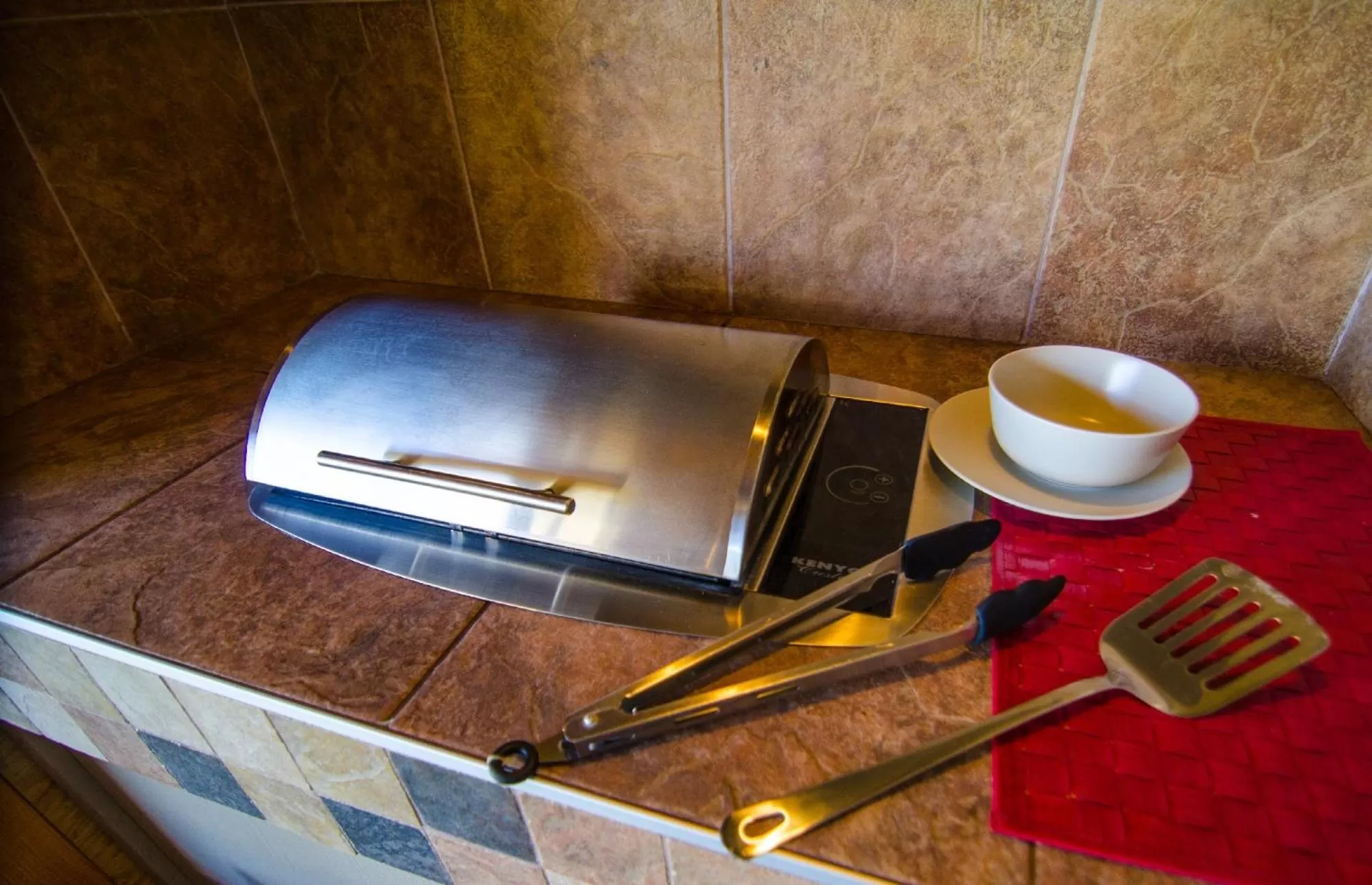 BBQ facilities in Galiano Oceanfront Inn & Spa