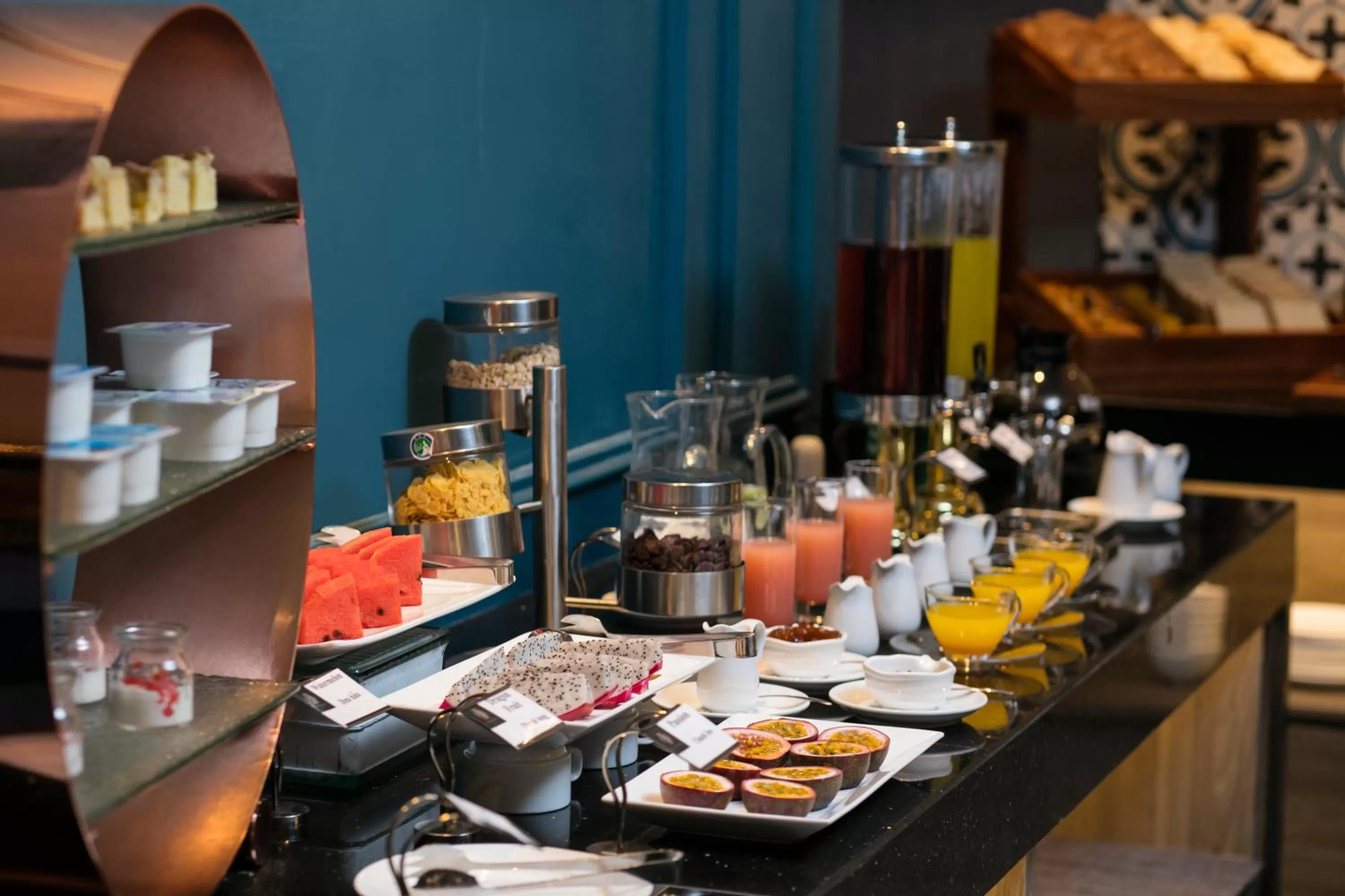 Restaurant/places to eat in Hanoi Allure Hotel