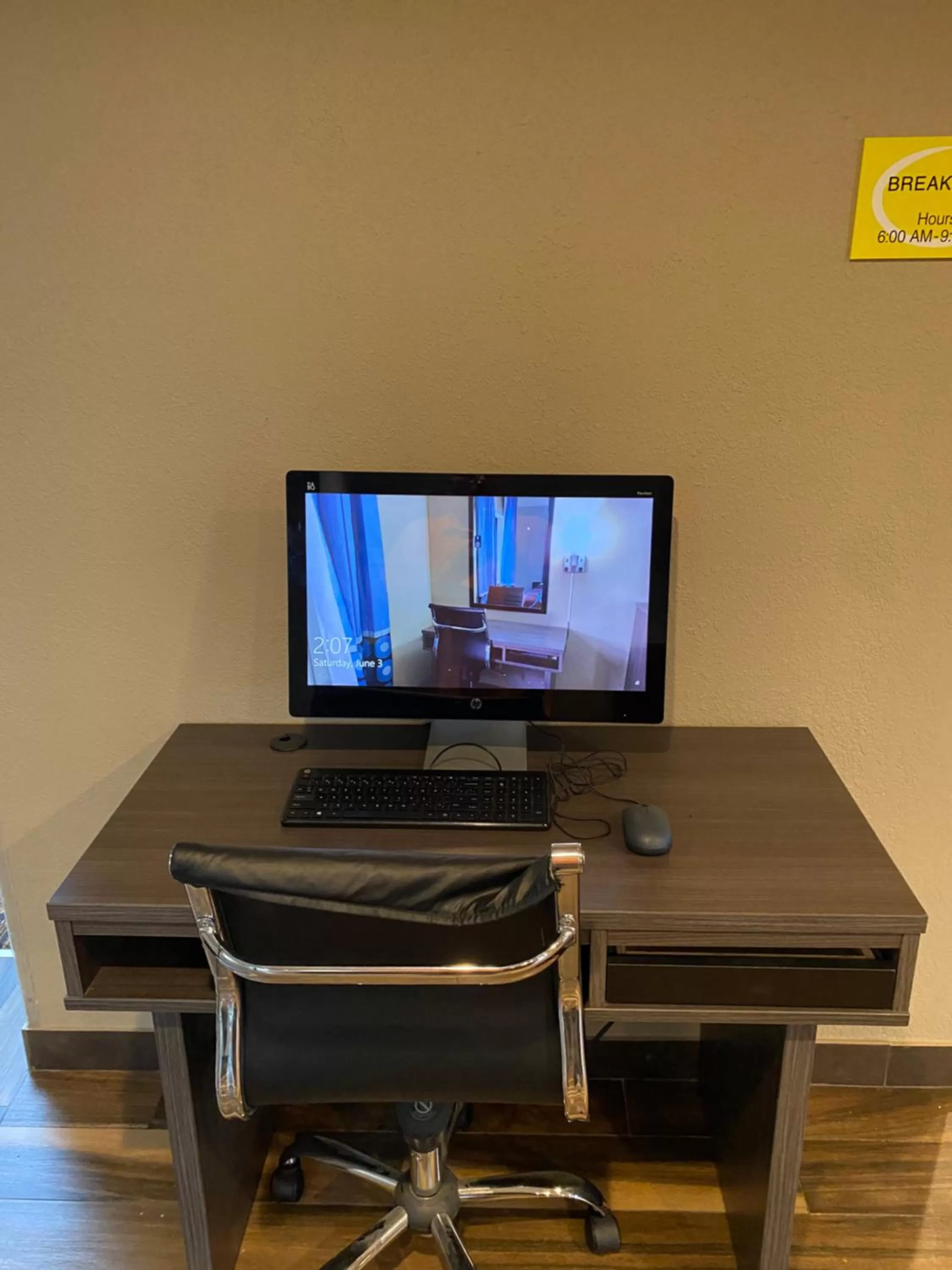 Business facilities in Super 8 by Wyndham Independence KS