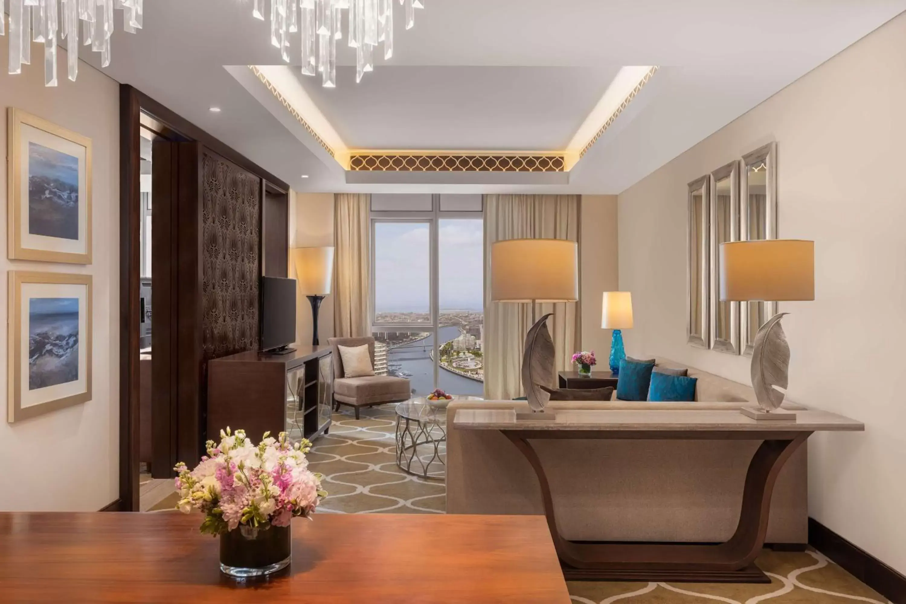 Panoramic King Suite in Hilton Dubai Al Habtoor City Panoramic King Suite in Hilton Dubai Al Habtoor City