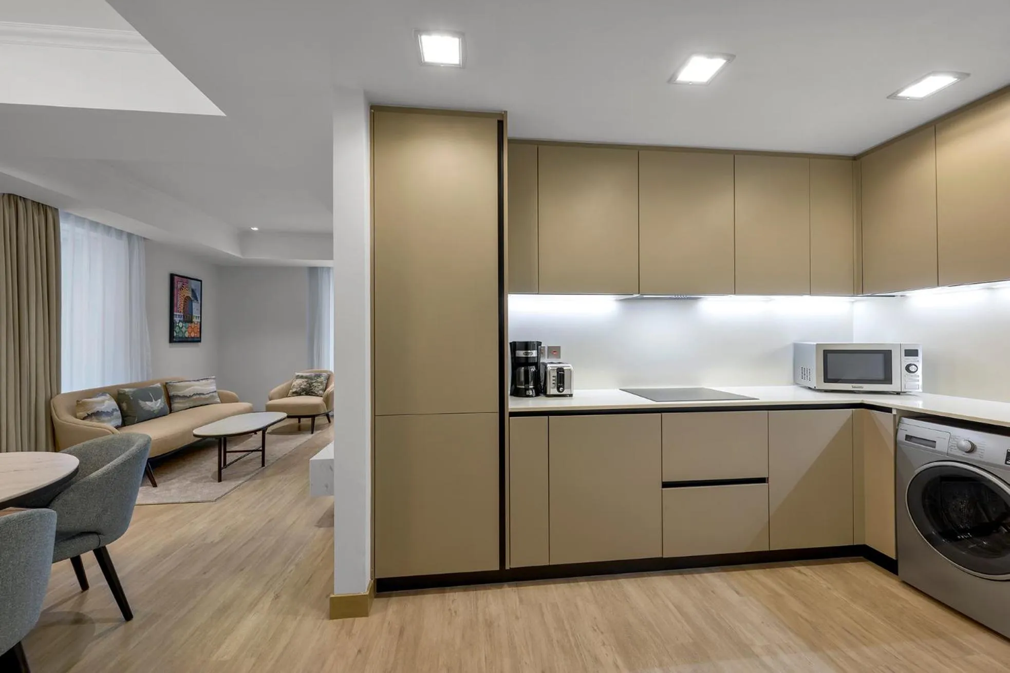Kitchen or kitchenette in Residence Inn by Marriott Sheikh Zayed Road, Dubai