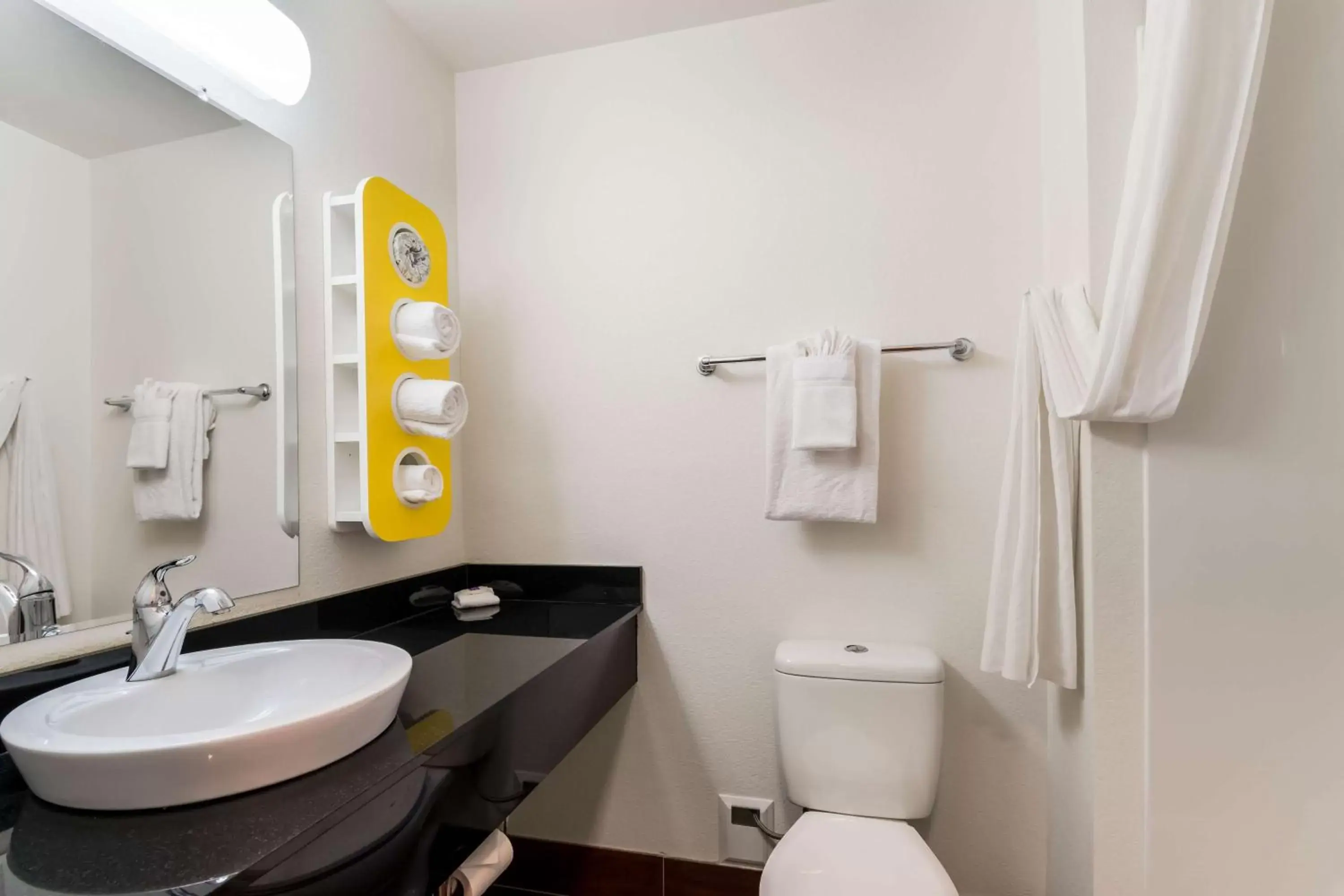 Double Room - Non-Smoking in Motel 6 Wilkes Barre Arena Double Room - Non-Smoking in Motel 6 Wilkes Barre Arena