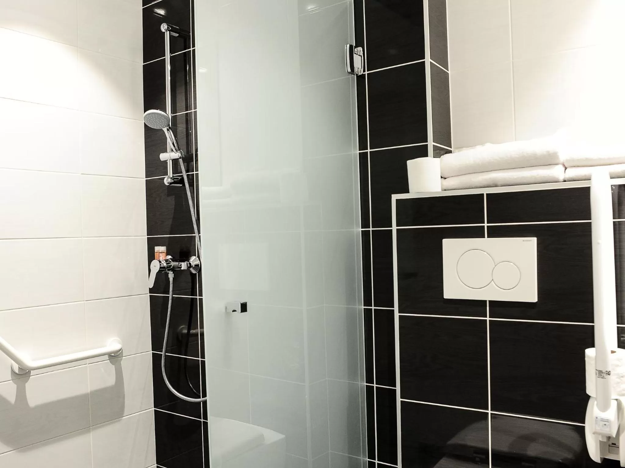 Bathroom in Hotelo Lyon Ainay