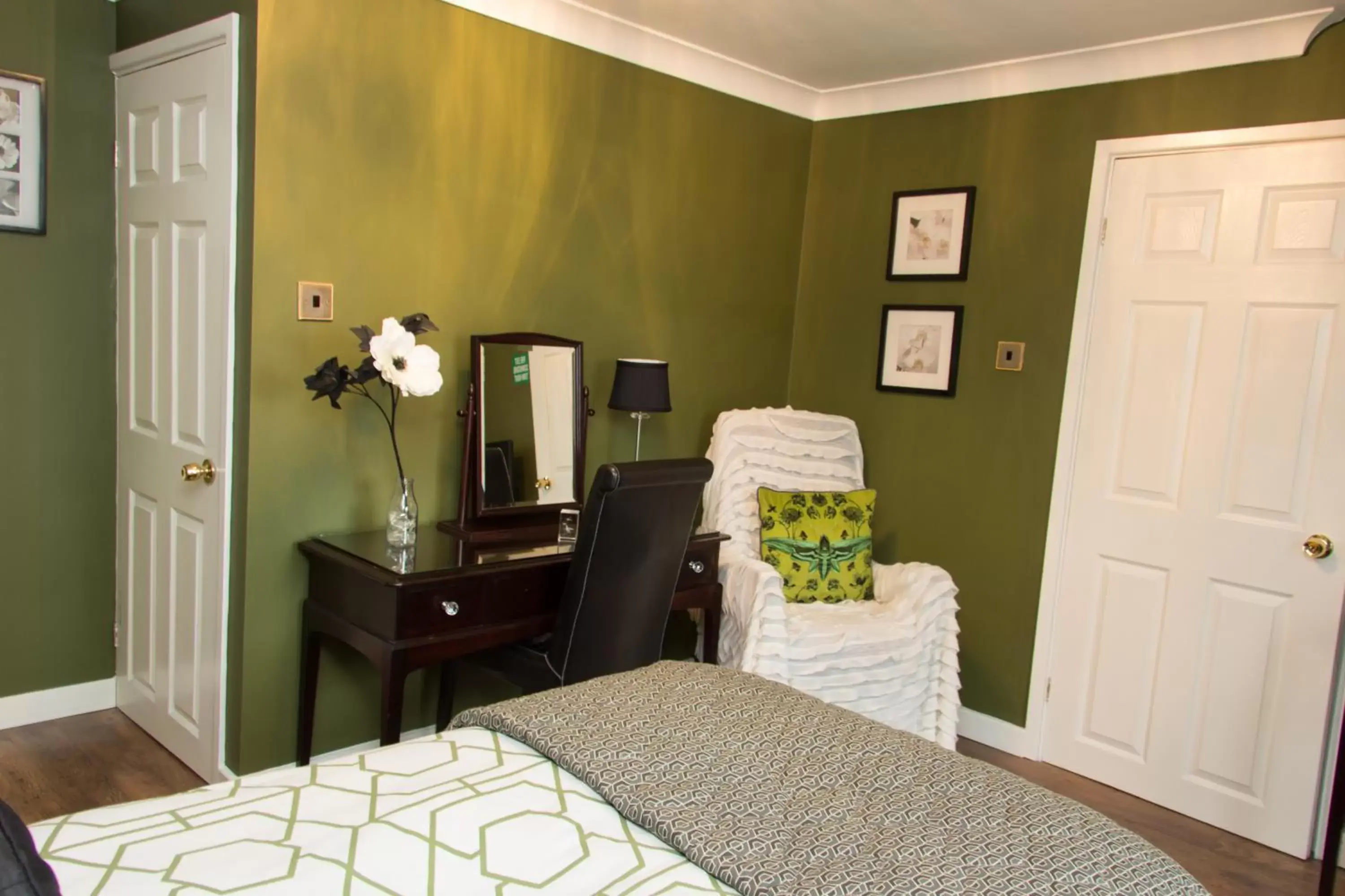 Single Room in Deneview Single Room in Deneview