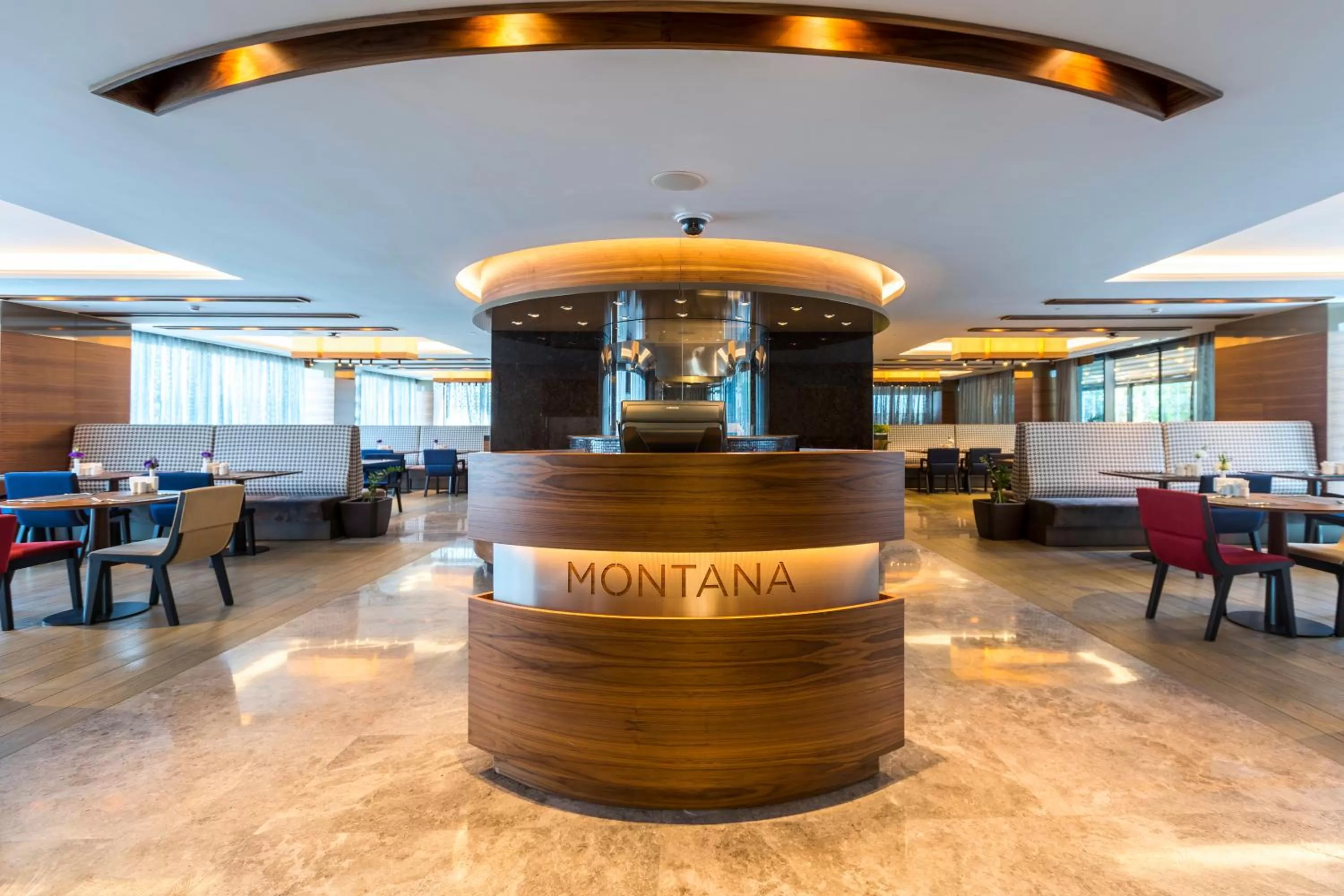 Restaurant/places to eat in Golden Tulip Istanbul Bayrampasa