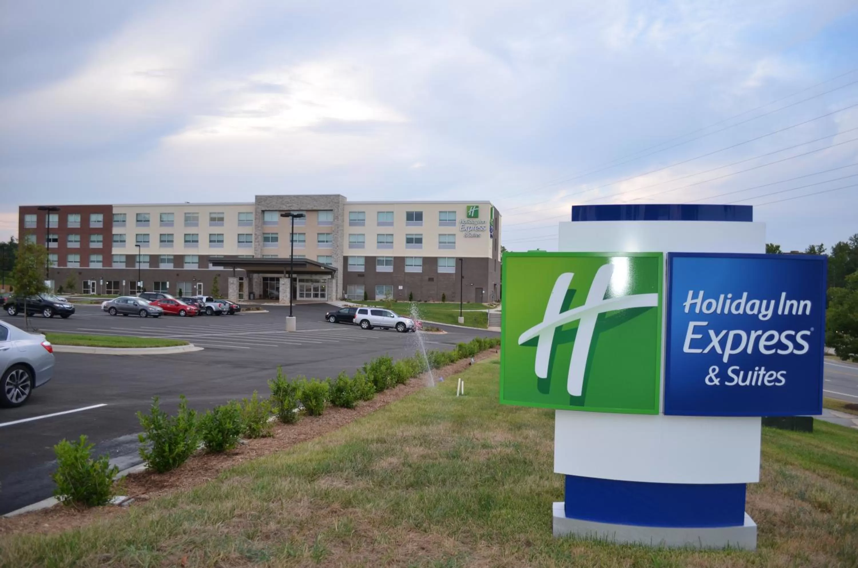 Property building in Holiday Inn Express & Suites - Charlotte NE - University Area by IHG
