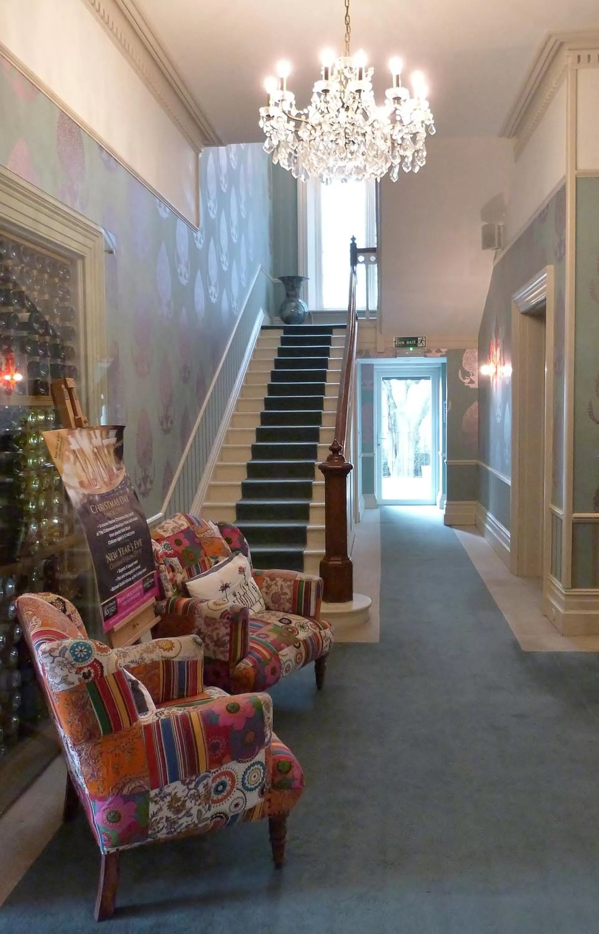 Lobby or reception, Lobby/Reception in Cottonwood Boutique