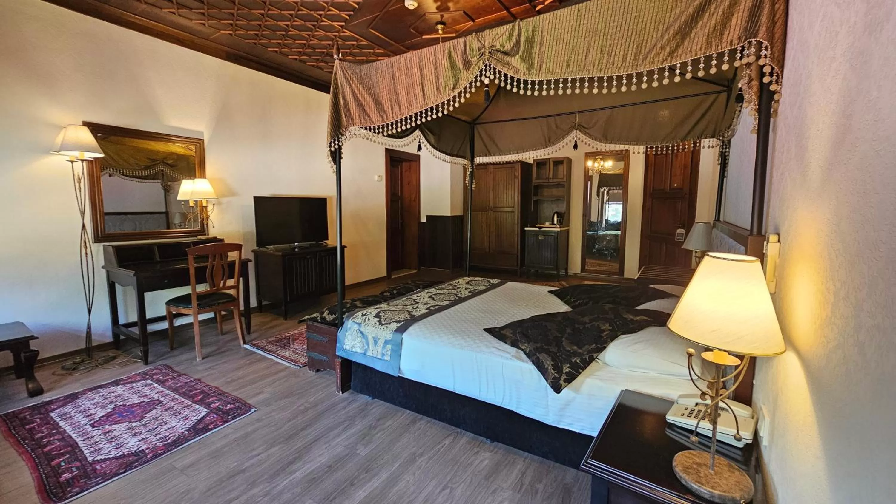 Bed in Otantik Hotel & Spa