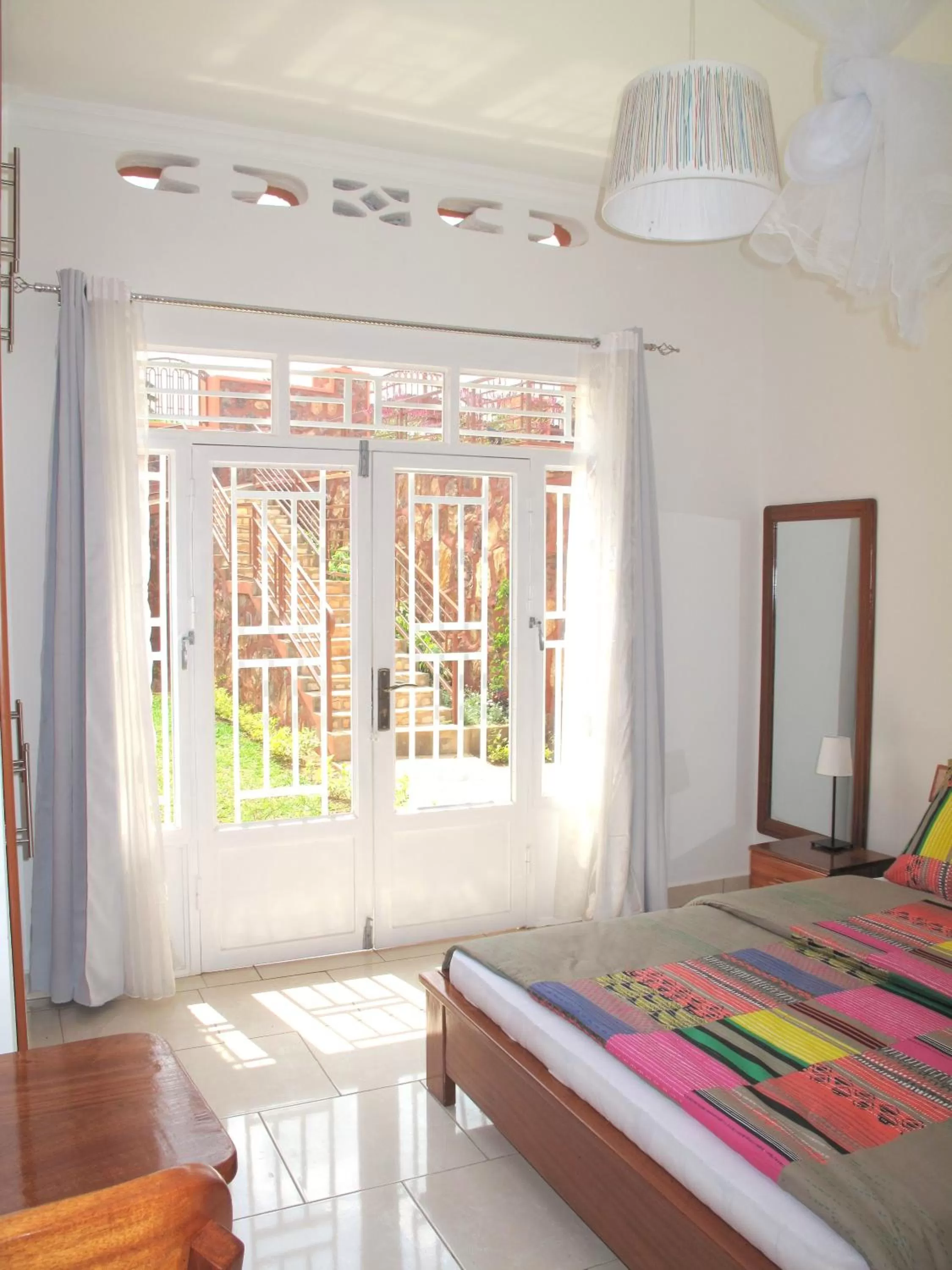 Day, Bed in Hôtel Maisons-Sifa