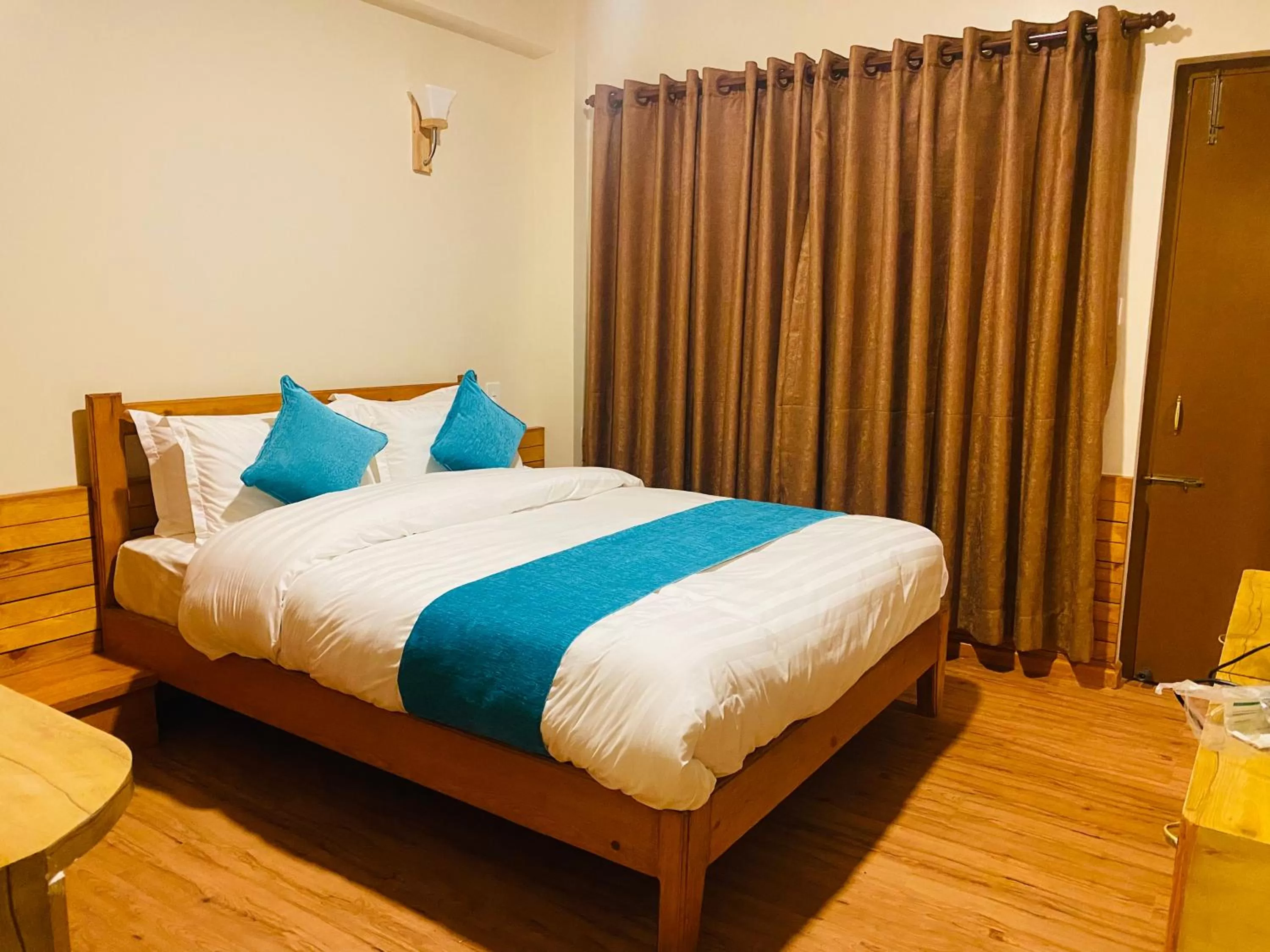 Bed in Hotel Himalayan Glacier