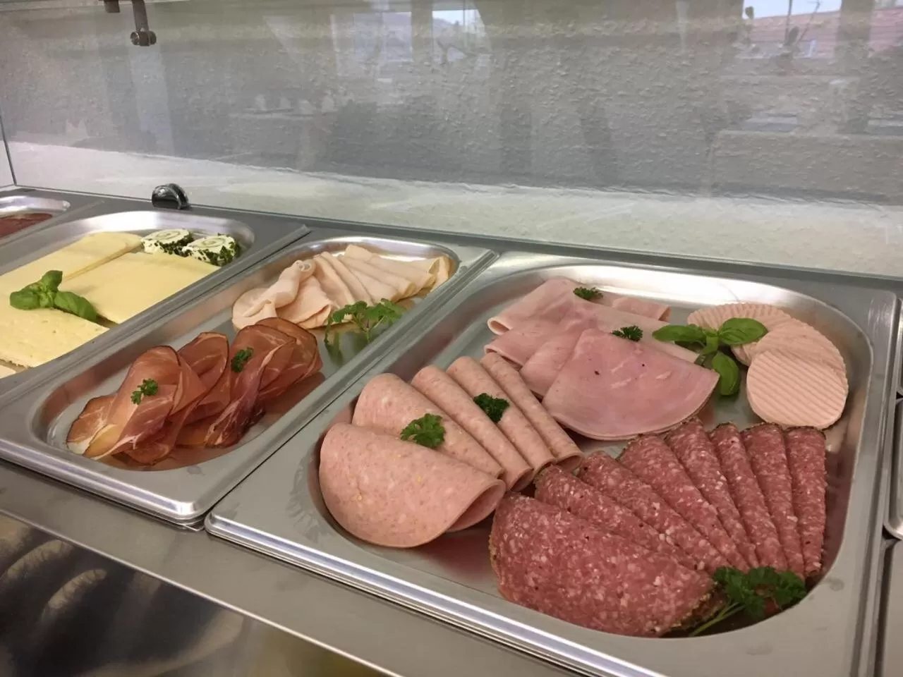 Breakfast in Hotel am Maibaum