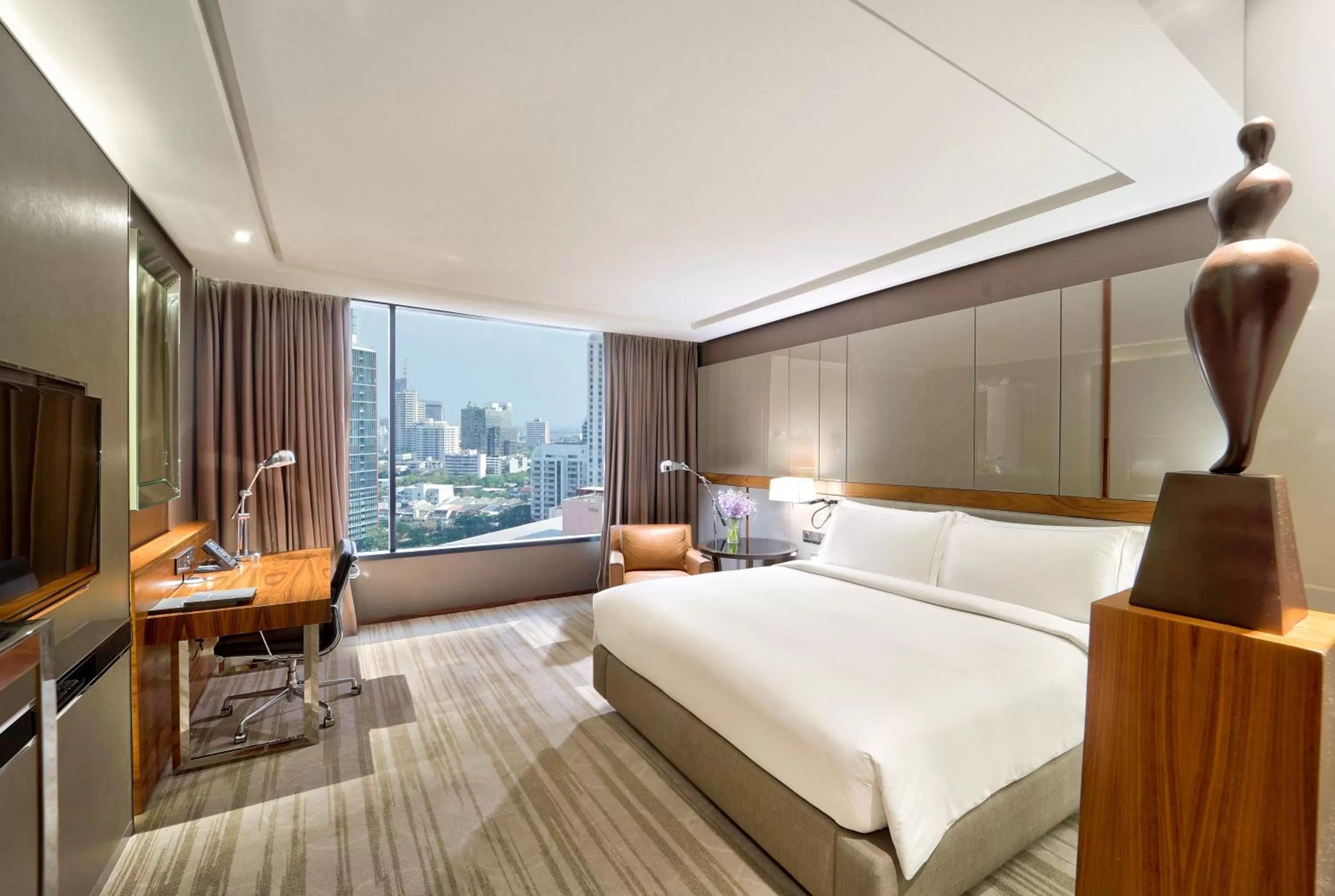 Bedroom, Bed in Hilton Sukhumvit Bangkok