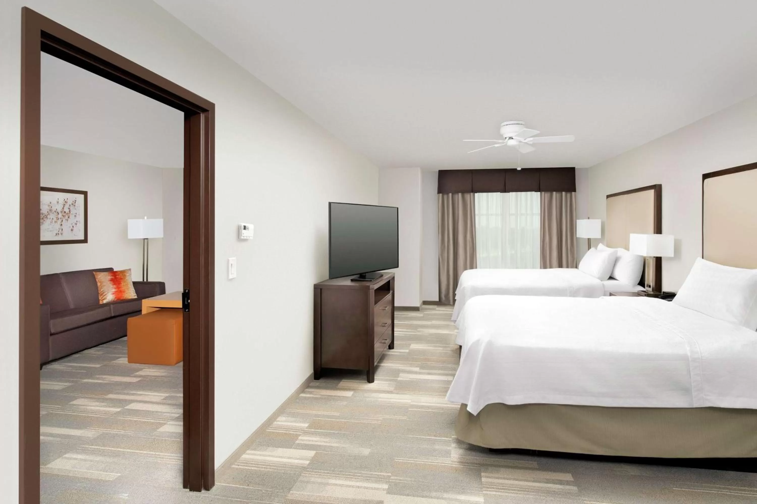 Queen Suite - Mobility/Hearing Accessible - Non-Smoking in Homewood Suites By Hilton Kansas City Speedway