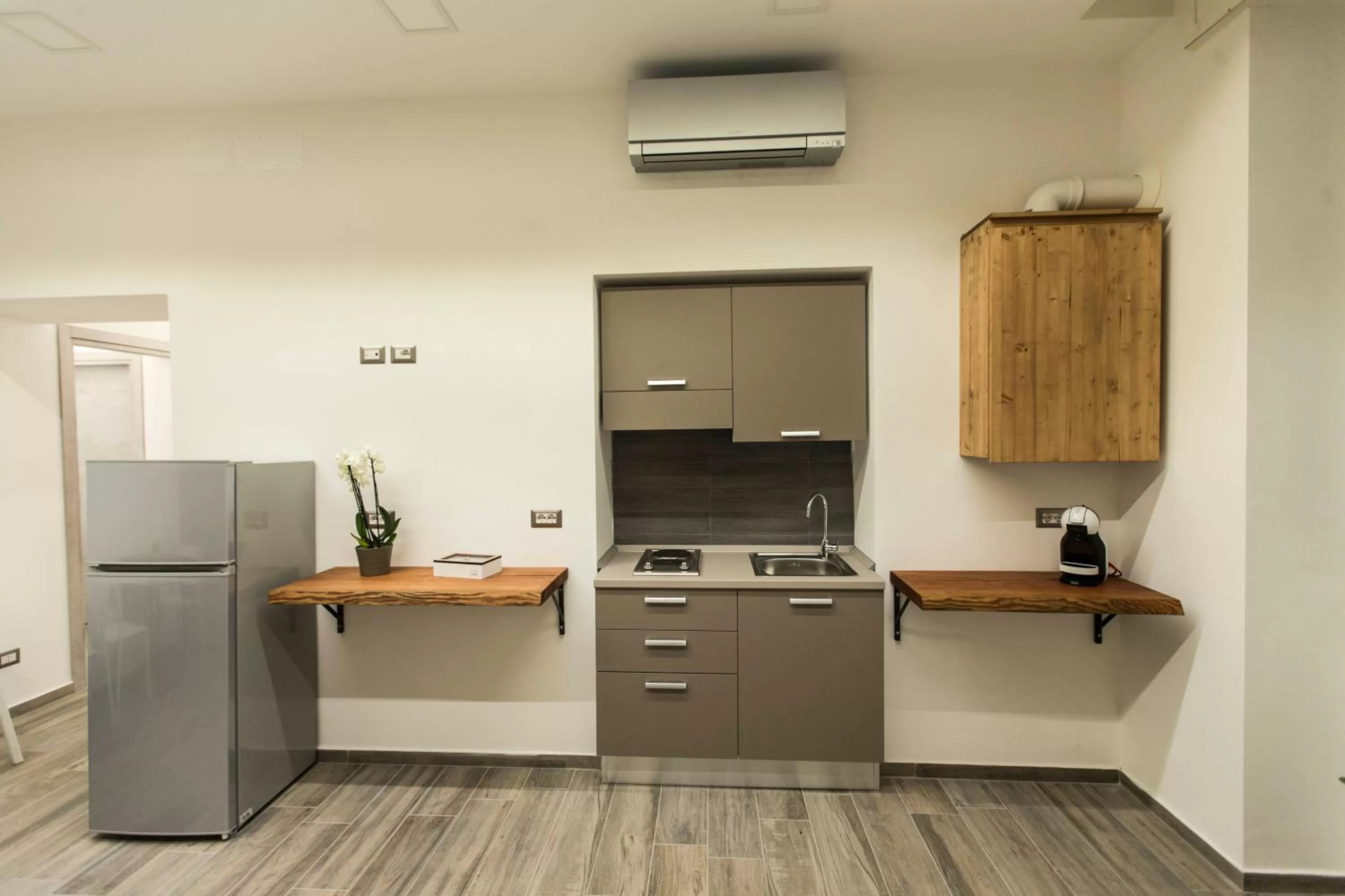 Coffee/tea facilities in GB Central Station Napoli