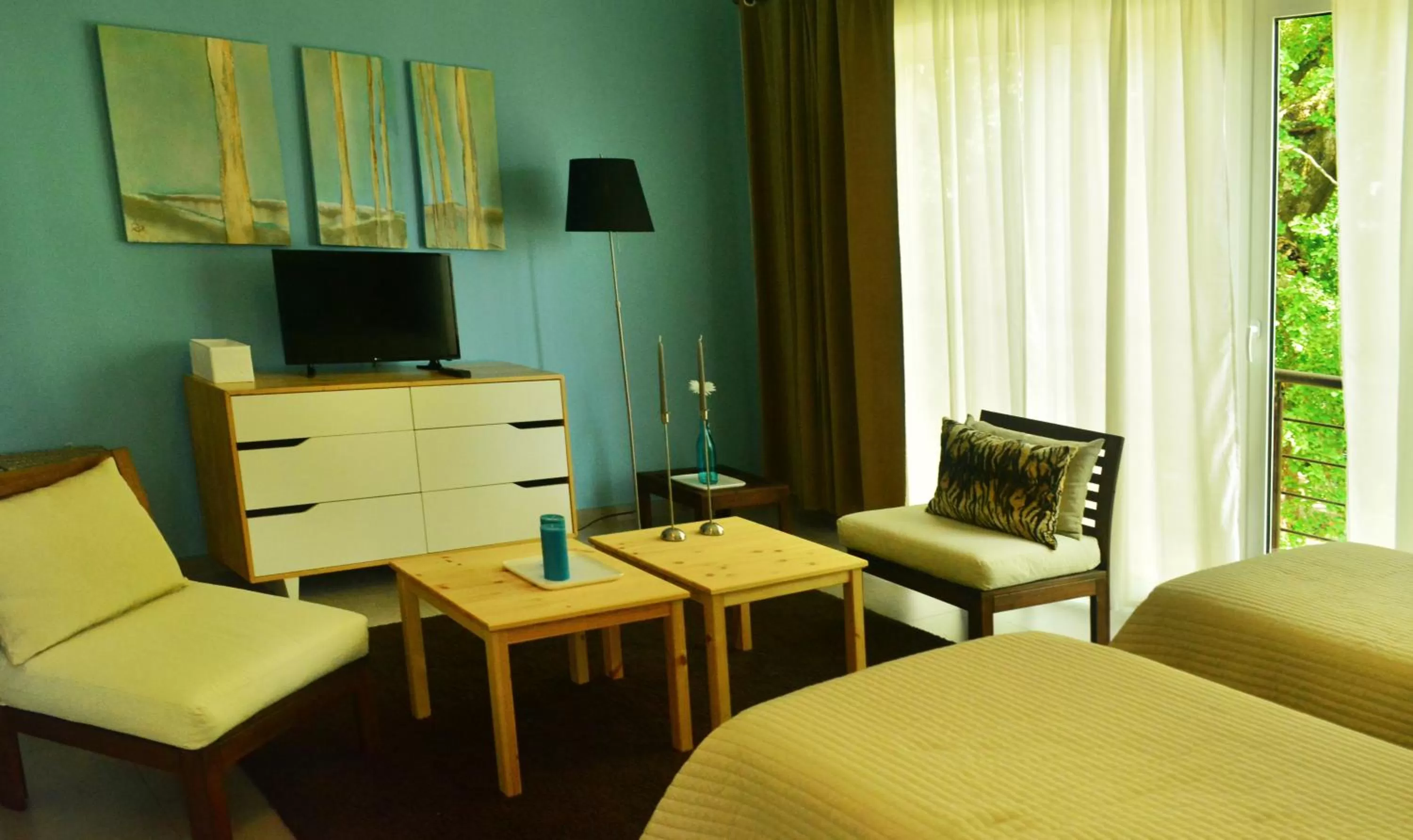 TV and multimedia in Instyle Residences at Infiniti Blu