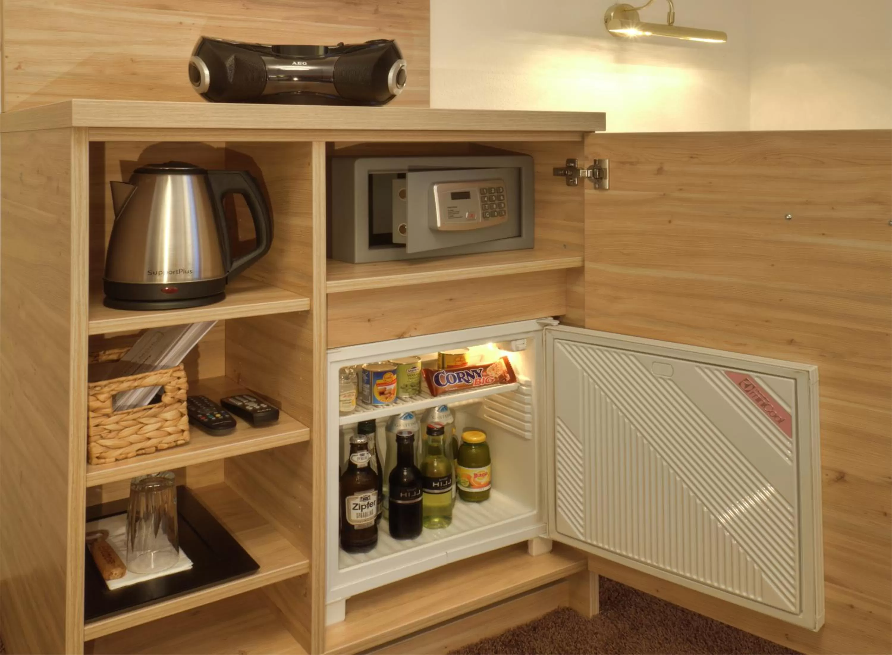 Coffee/tea facilities in Wohlfühlhotel Goiserer Mühle