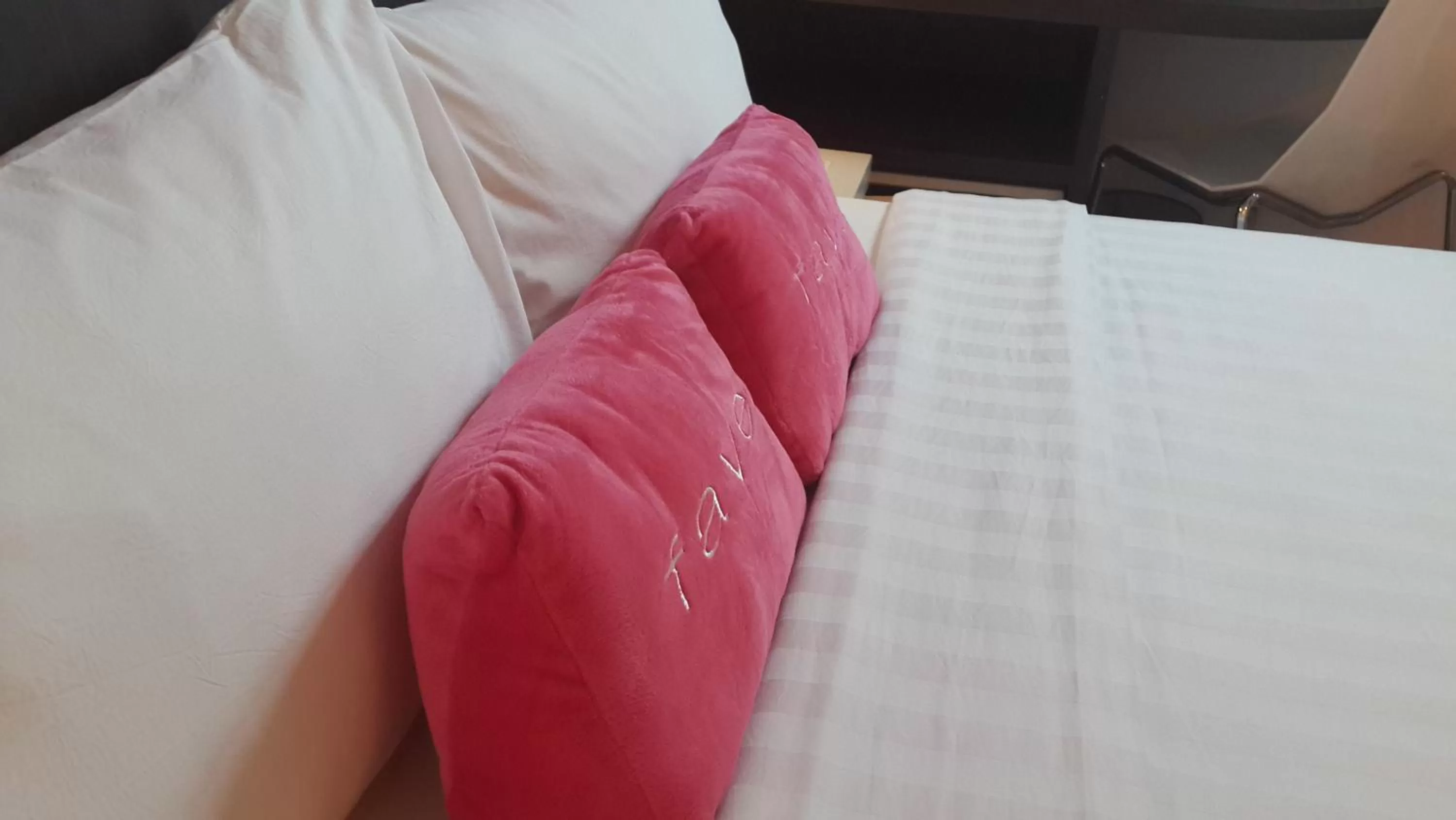 Decorative detail, Bed in favehotel Pluit Junction