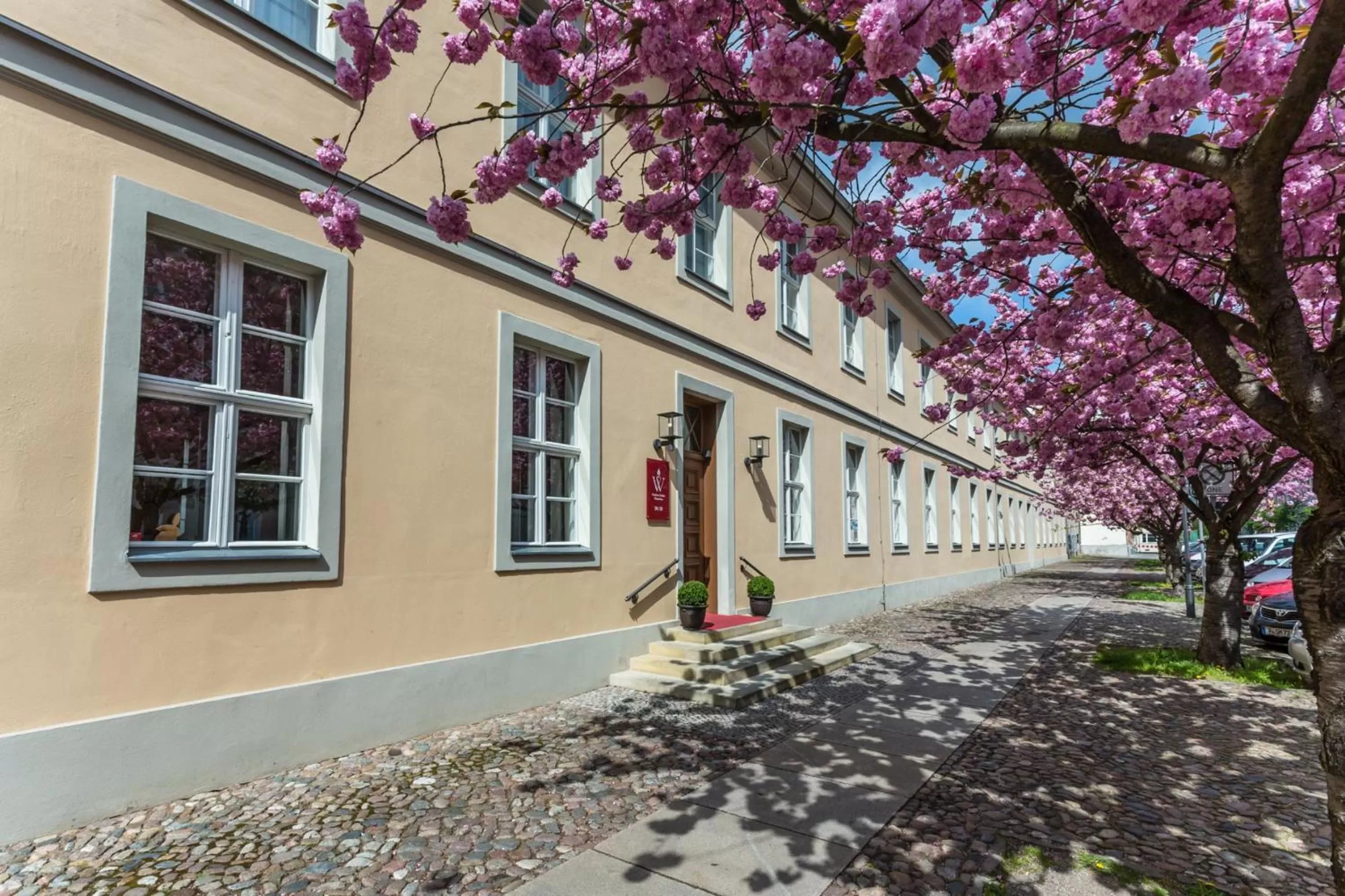 Quiet street view, Property Building in Hotel am Großen Waisenhaus