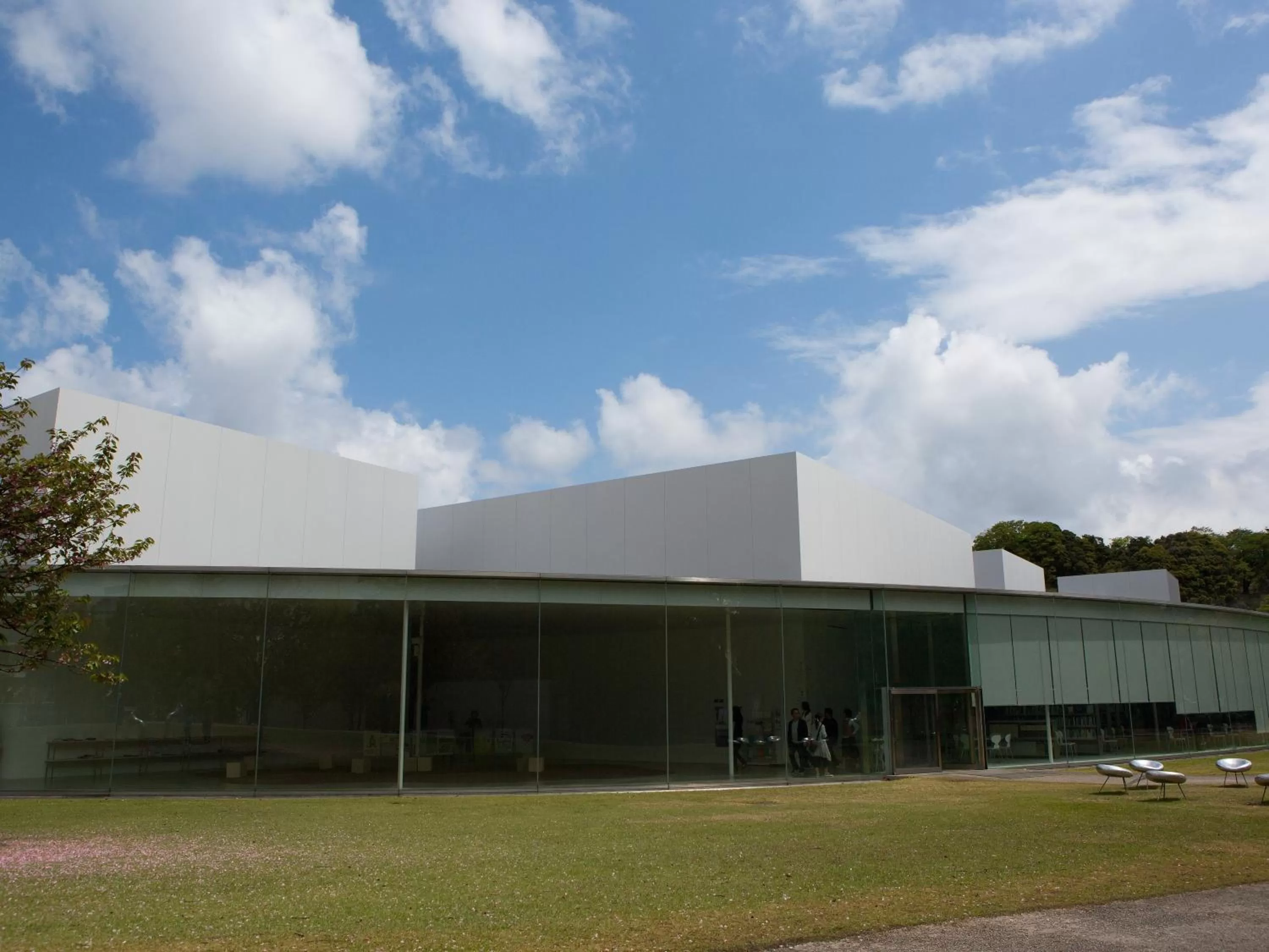 Nearby landmark in Hotel Wing International Premium Kanazawa Ekimae