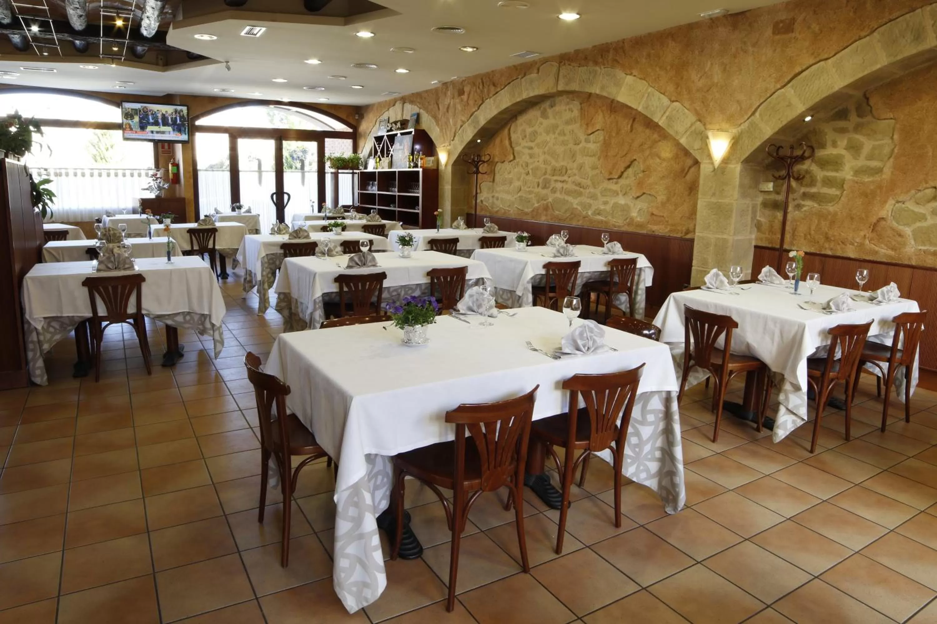 Restaurant/places to eat in Hotel El Salt