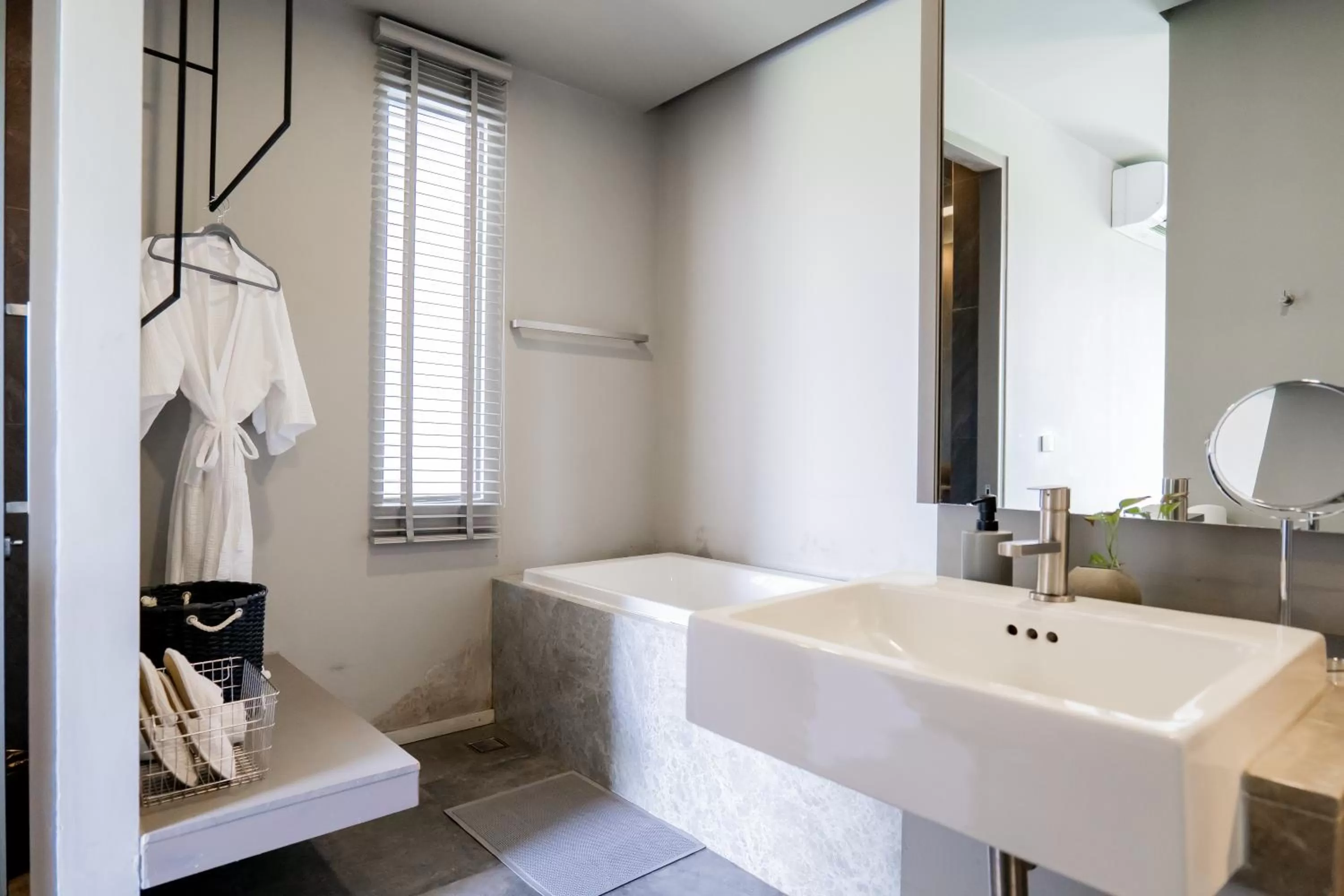 Bath in Doowall Hotel