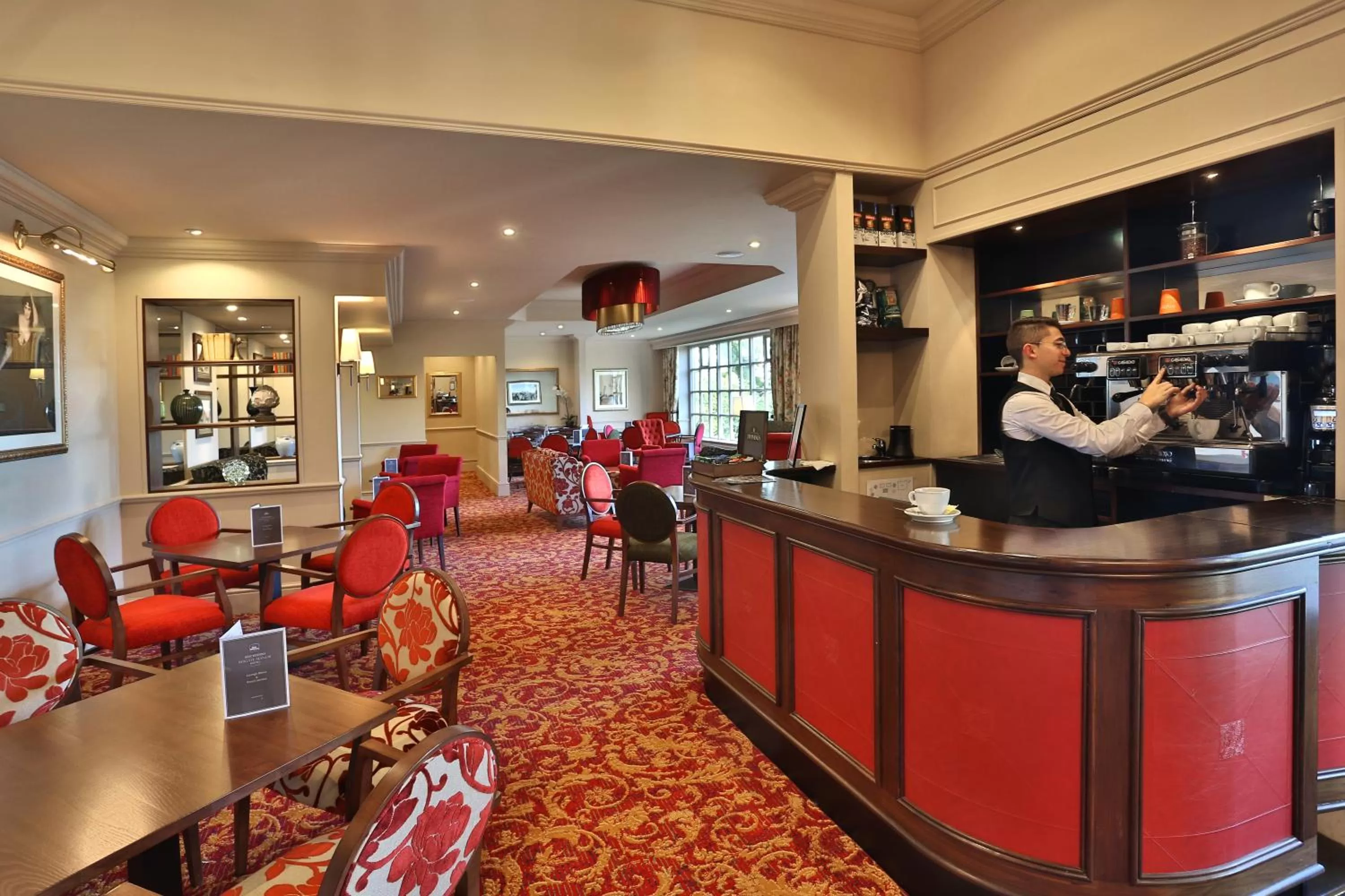 Lounge or bar in Reigate Manor Hotel