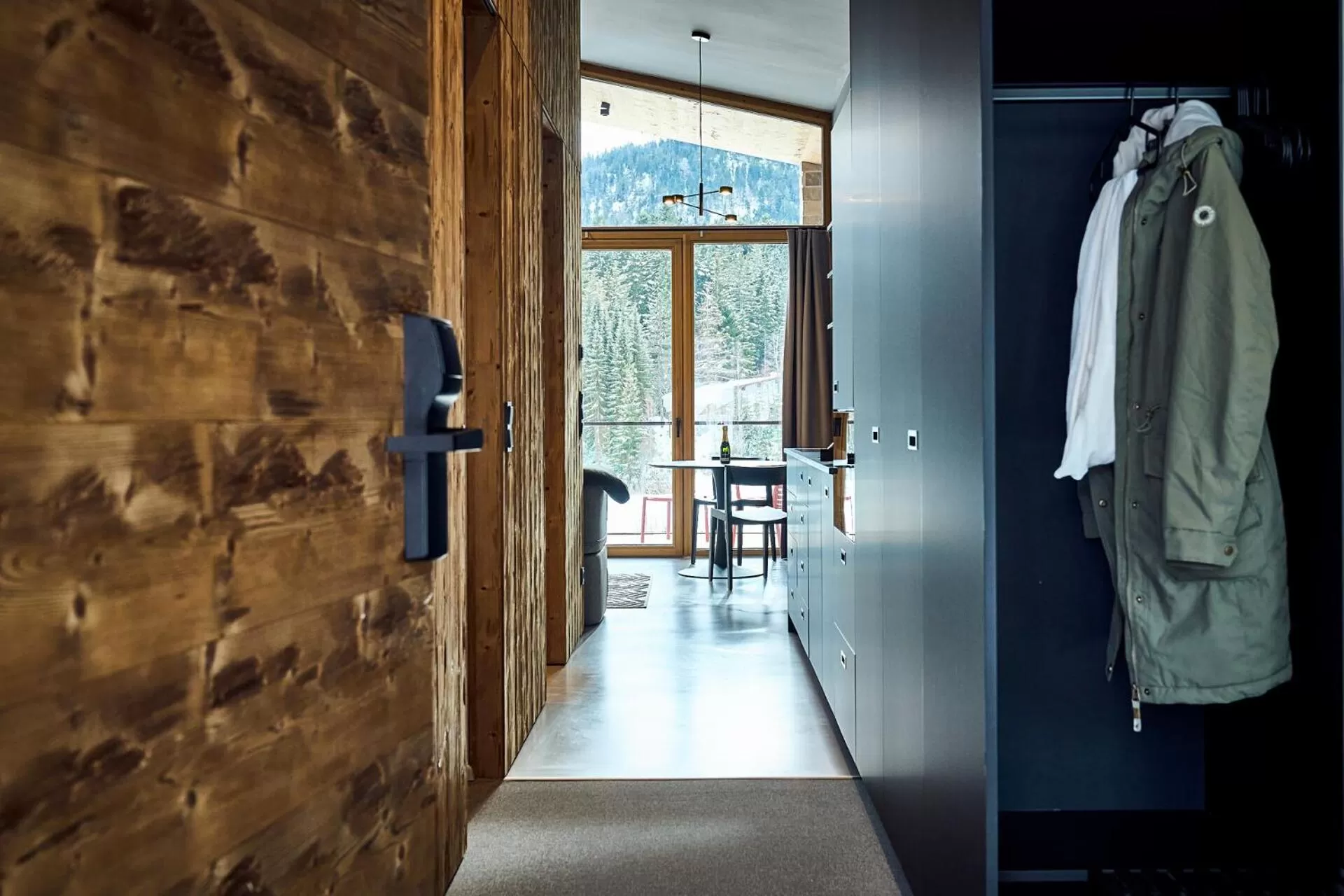 Facade/entrance in Aparthotel Chalina