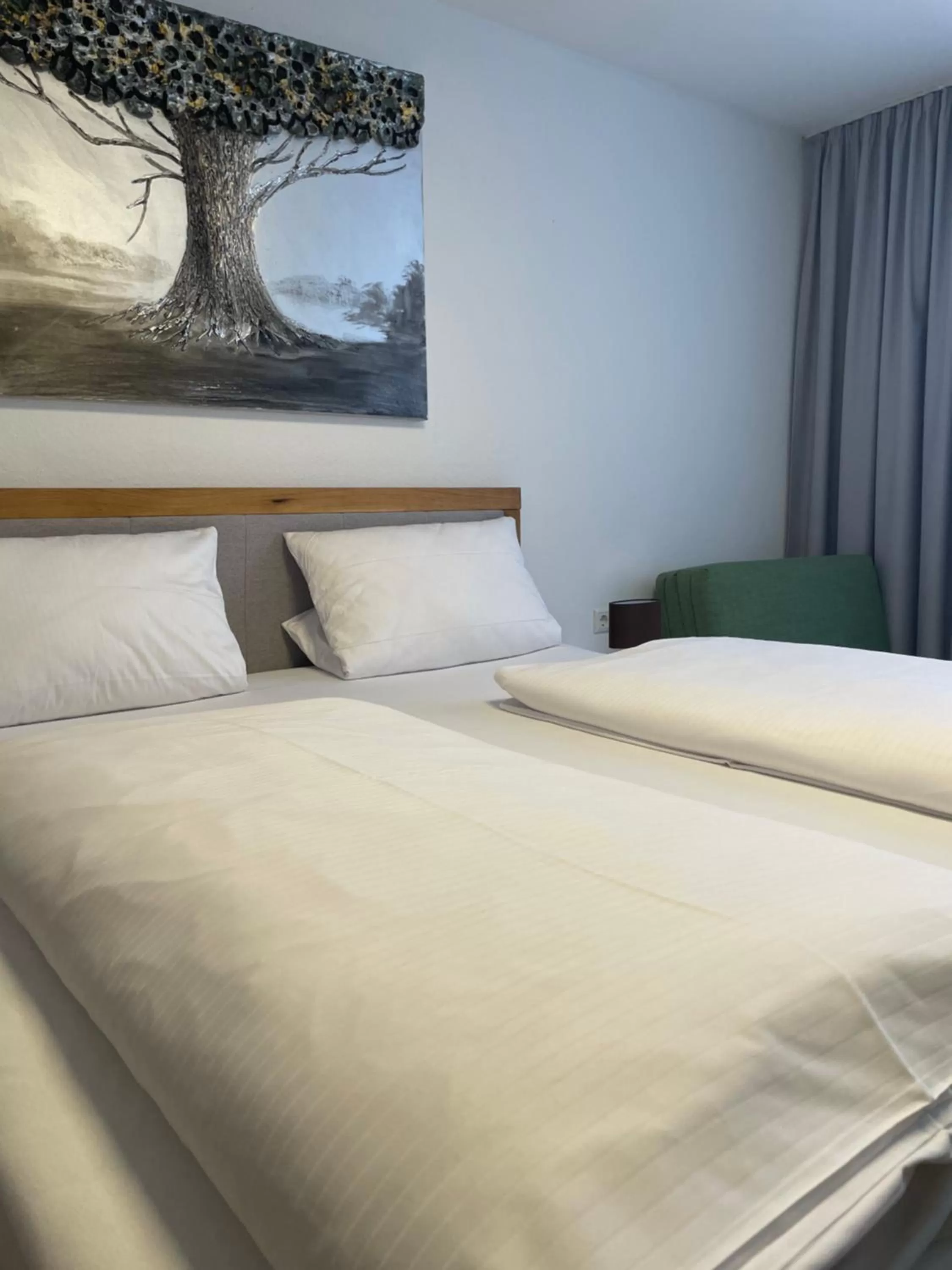 Bed in Altstadt Hotel Self Check-In