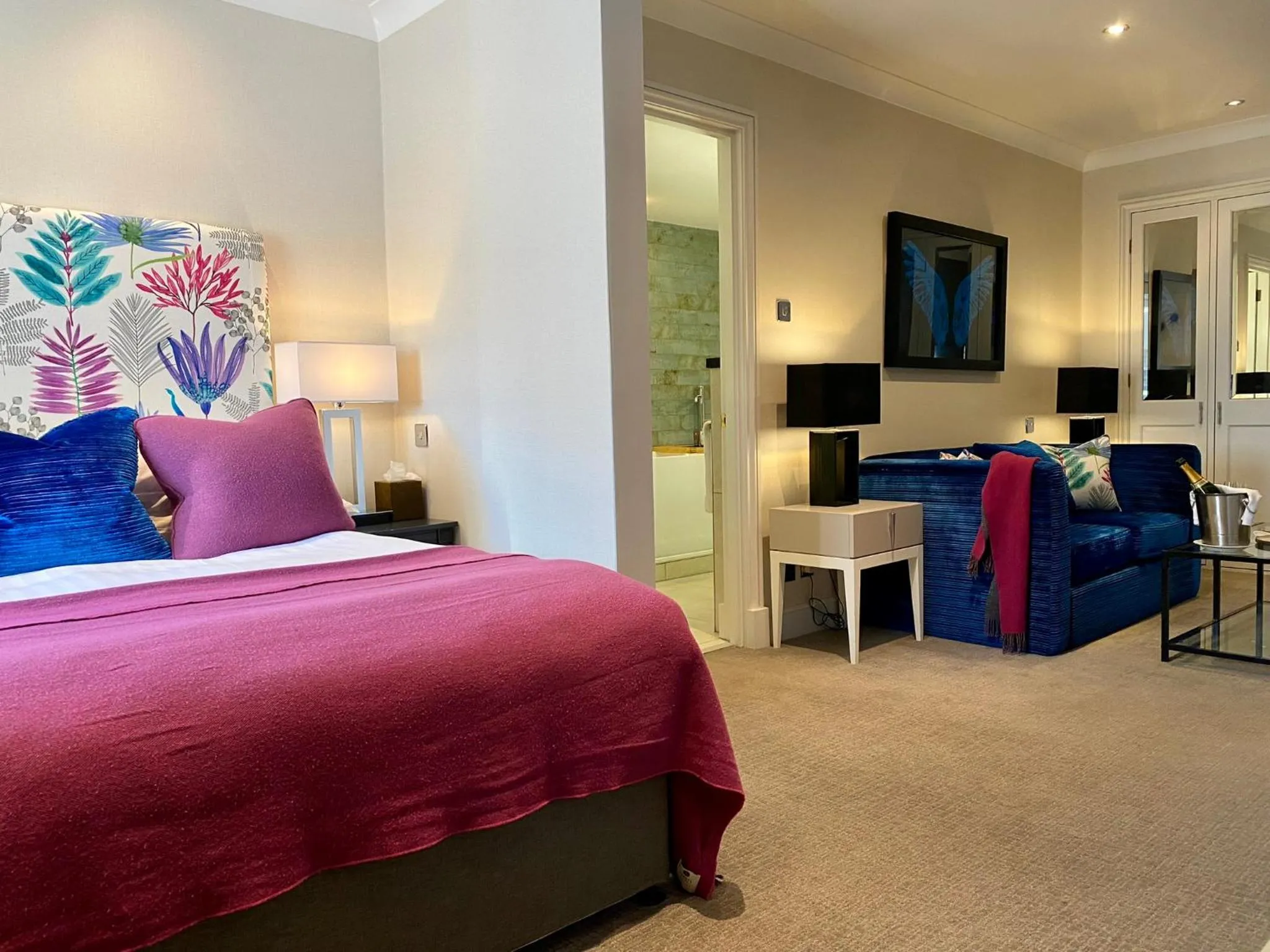Bed in Rowhill Grange Hotel & Utopia Spa
