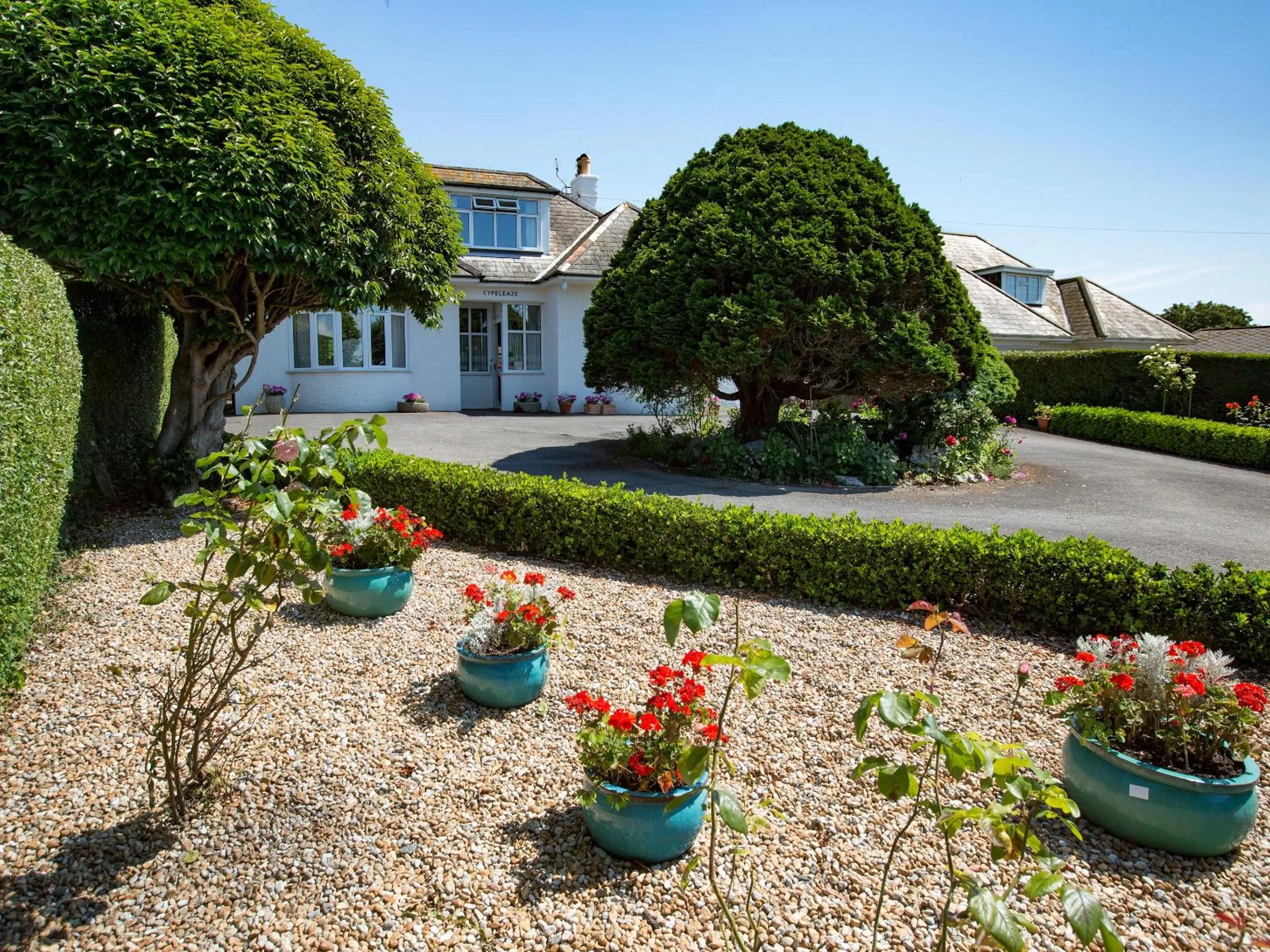 Property Building in Eypeleaze B&B