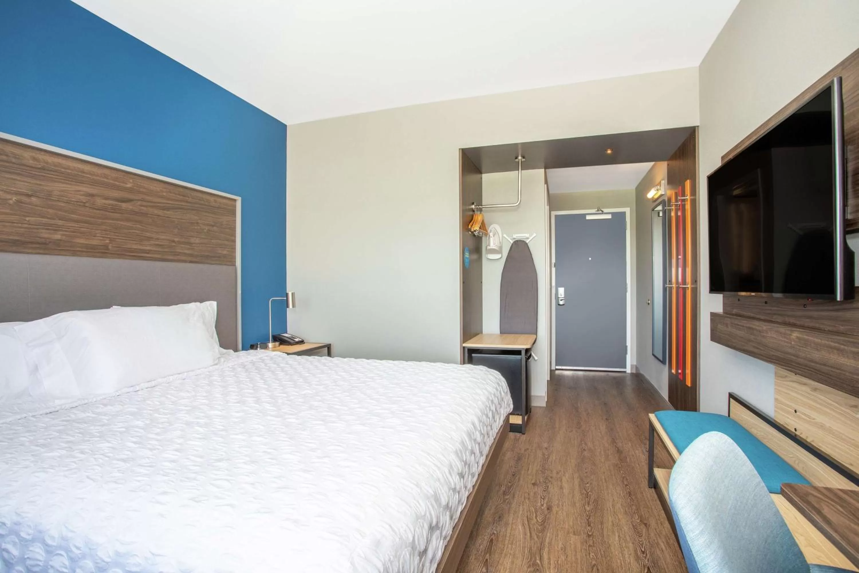 Bed in Tru By Hilton Salt Lake City Midvale