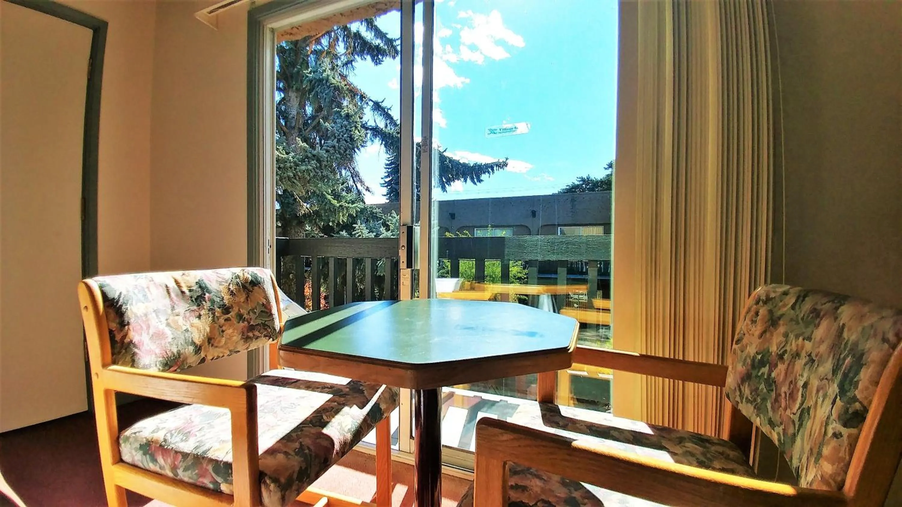 Balcony/Terrace in Divya Sutra Plaza and Conference Centre, Vernon, BC