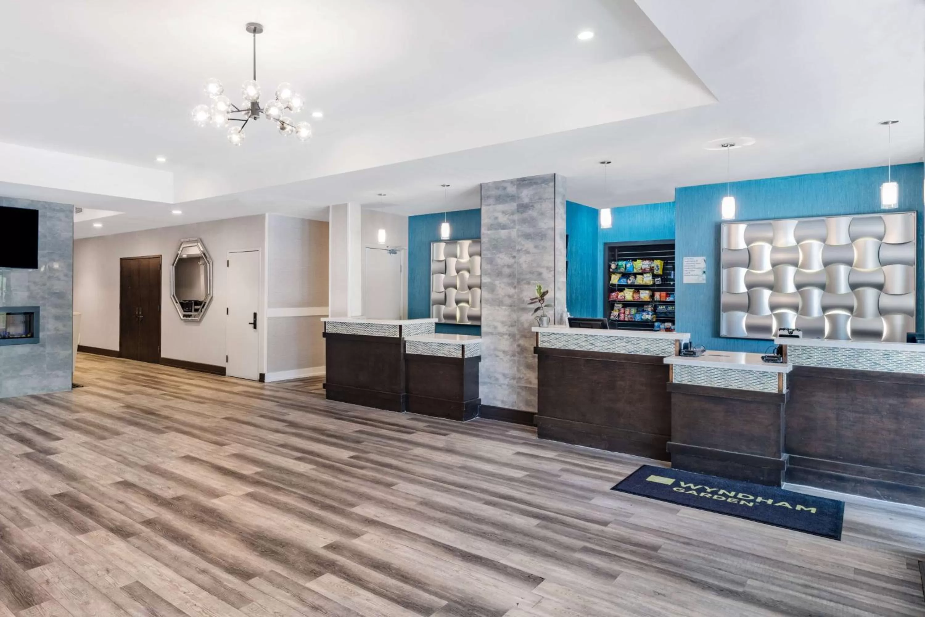 Lobby or reception in Wyndham Garden Kenosha Harborside