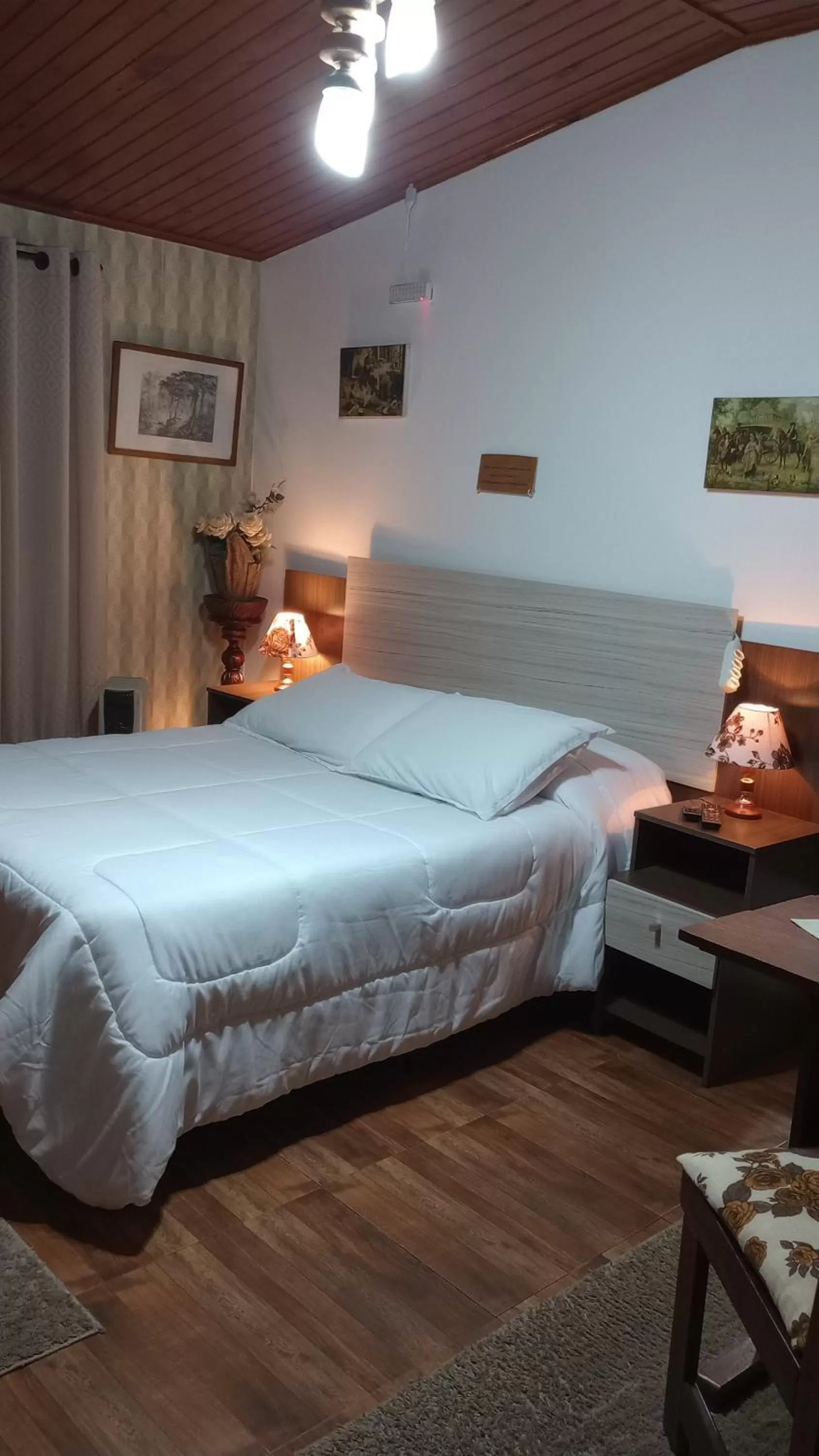 Photo of the whole room, Bed in Rancho da Raposa em Campos do Jordão